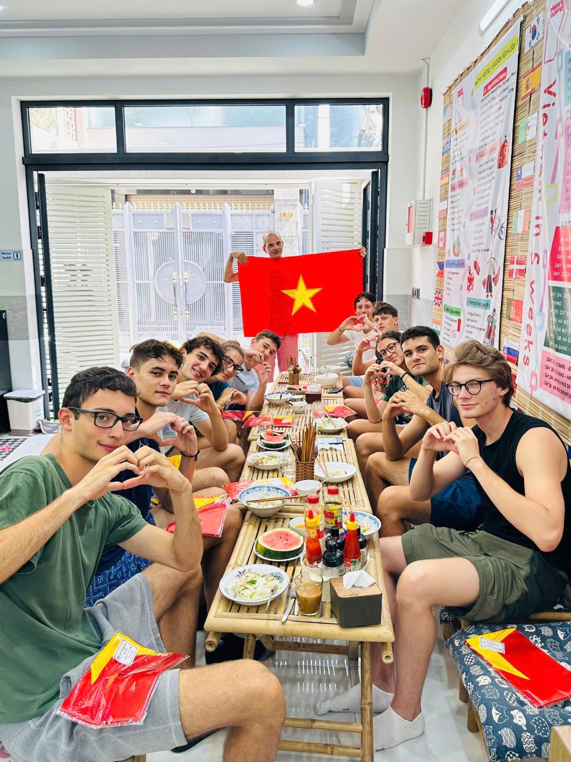 ALOHA SAIGON PREMIUM HOSTEL by Local Travel Experts - Newly opened, Less-touristy location, Spacious rooms, Glass shower bathroom, Free breakfast & Walking