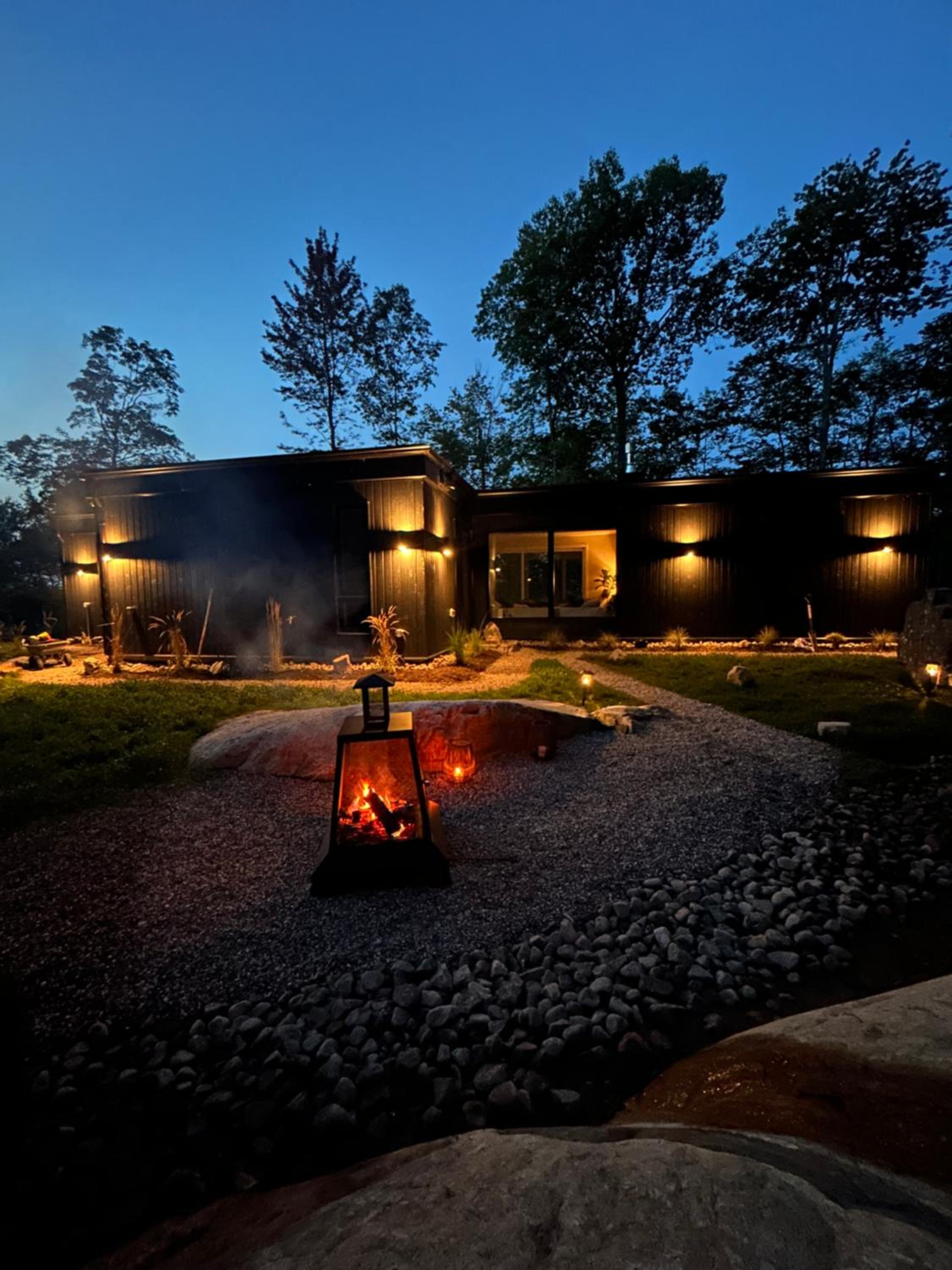 Luxury Mountain Retreat with Spa Near Mont Tremblant