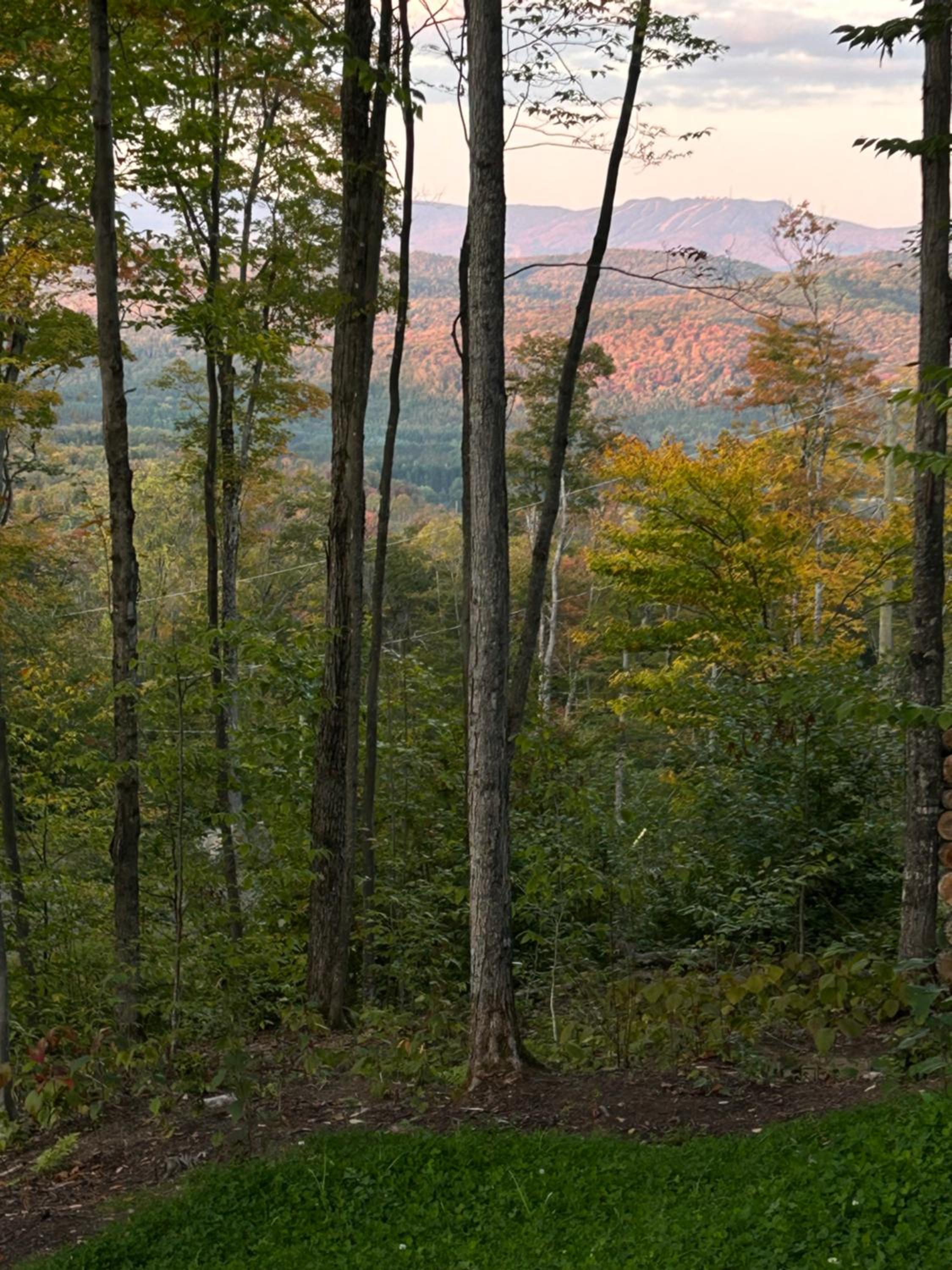 Luxury Mountain Retreat with Spa Near Mont Tremblant
