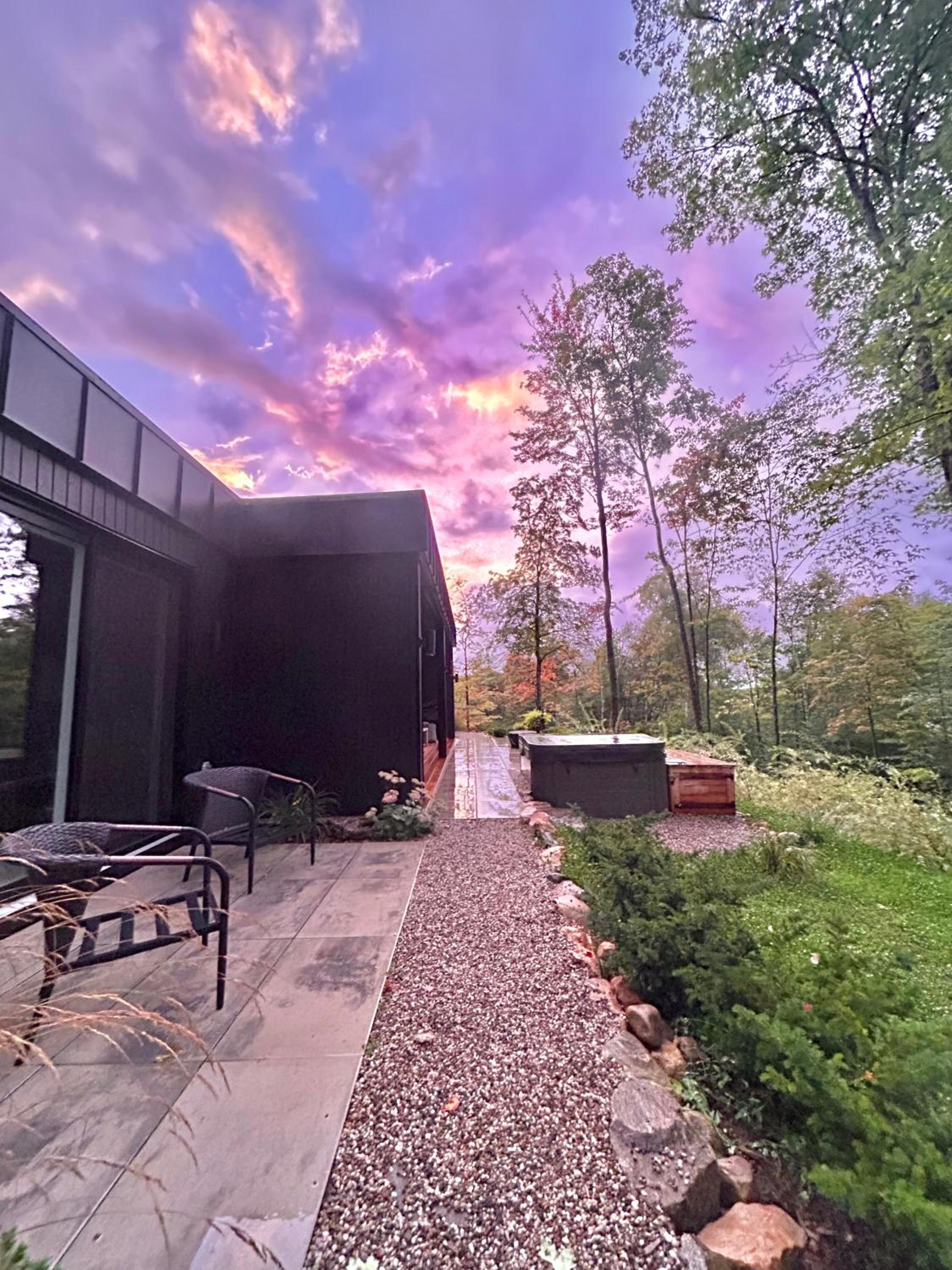 Luxury Mountain Retreat with Spa Near Mont Tremblant