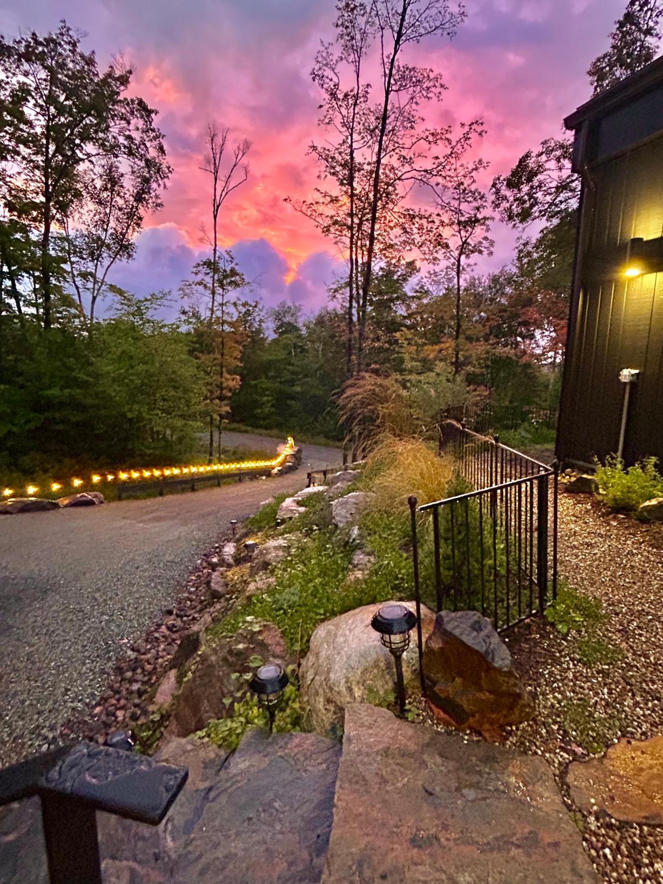 Luxury Mountain Retreat with Spa Near Mont Tremblant