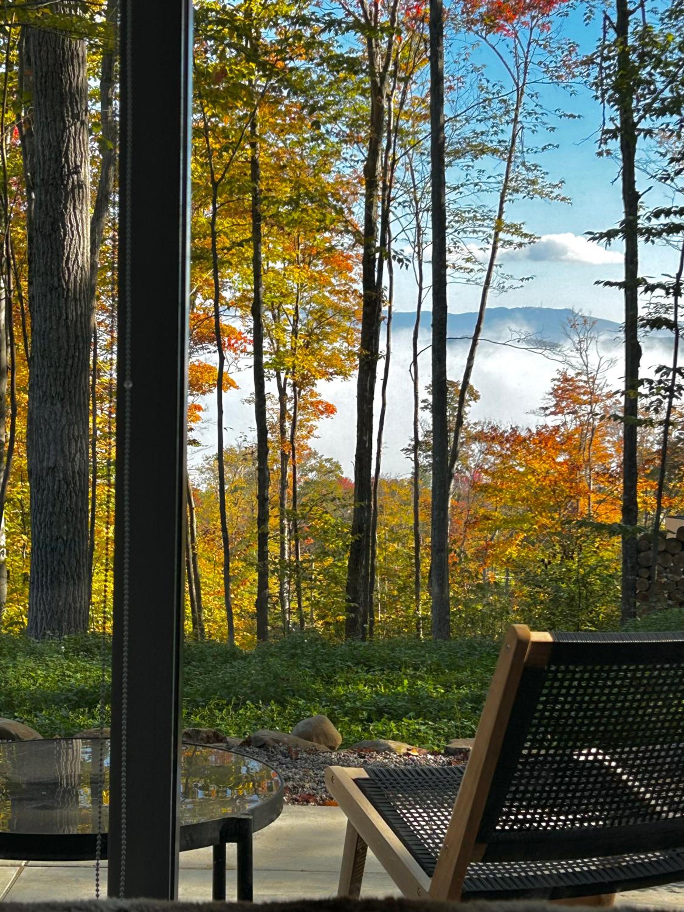 Luxury Mountain Retreat with Spa Near Mont Tremblant