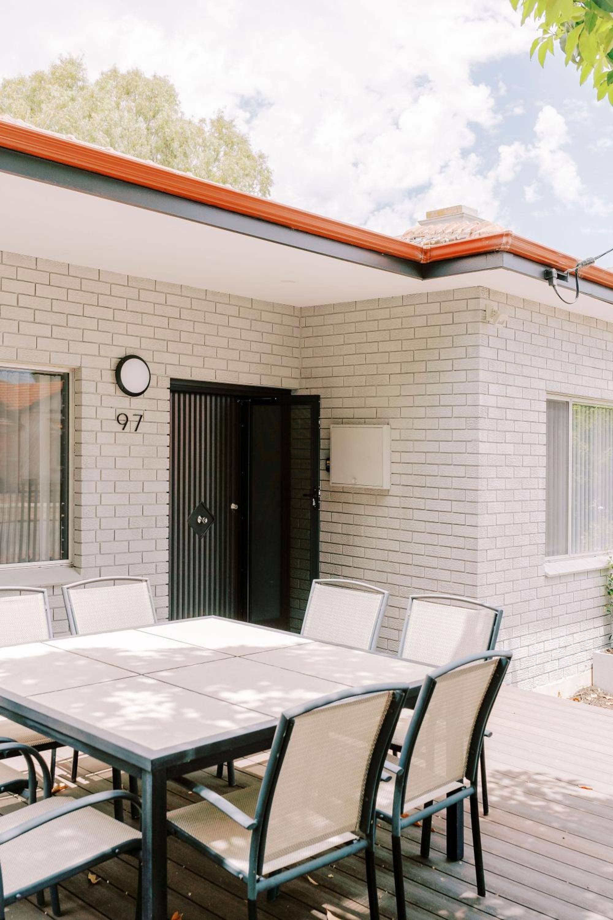 Sunny modern home in central Mount Lawley