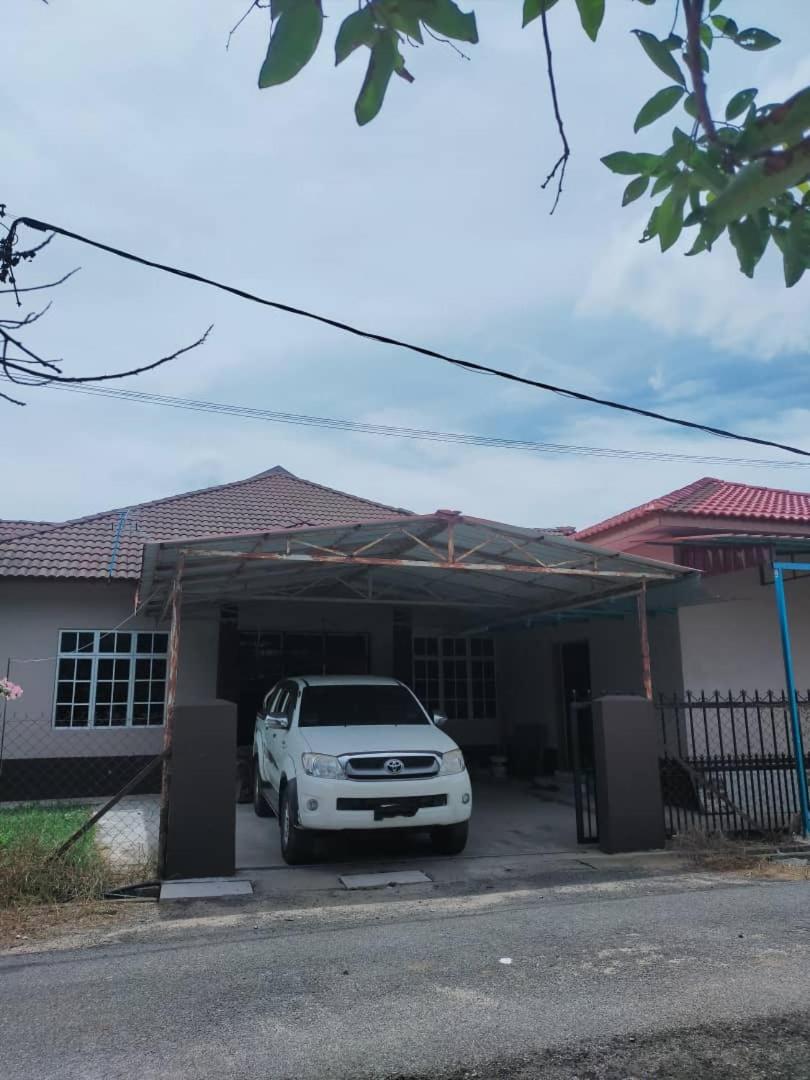 Homestay Padang Kala
