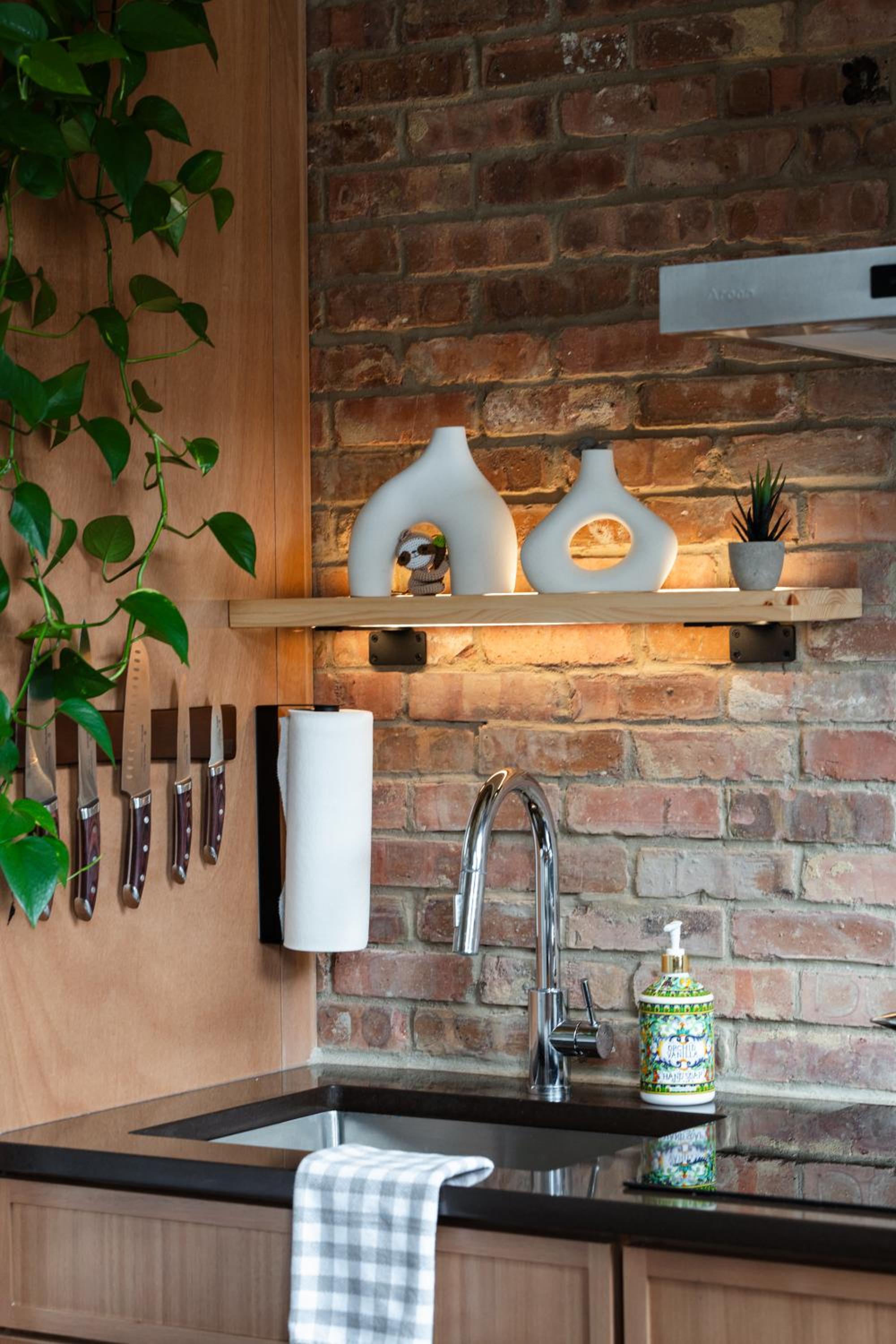 Chicago Vacations - Pulaski Point Properties - Property Image 50