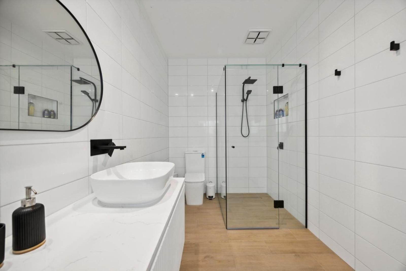 Modern delight with Spa at Cape Woolamai