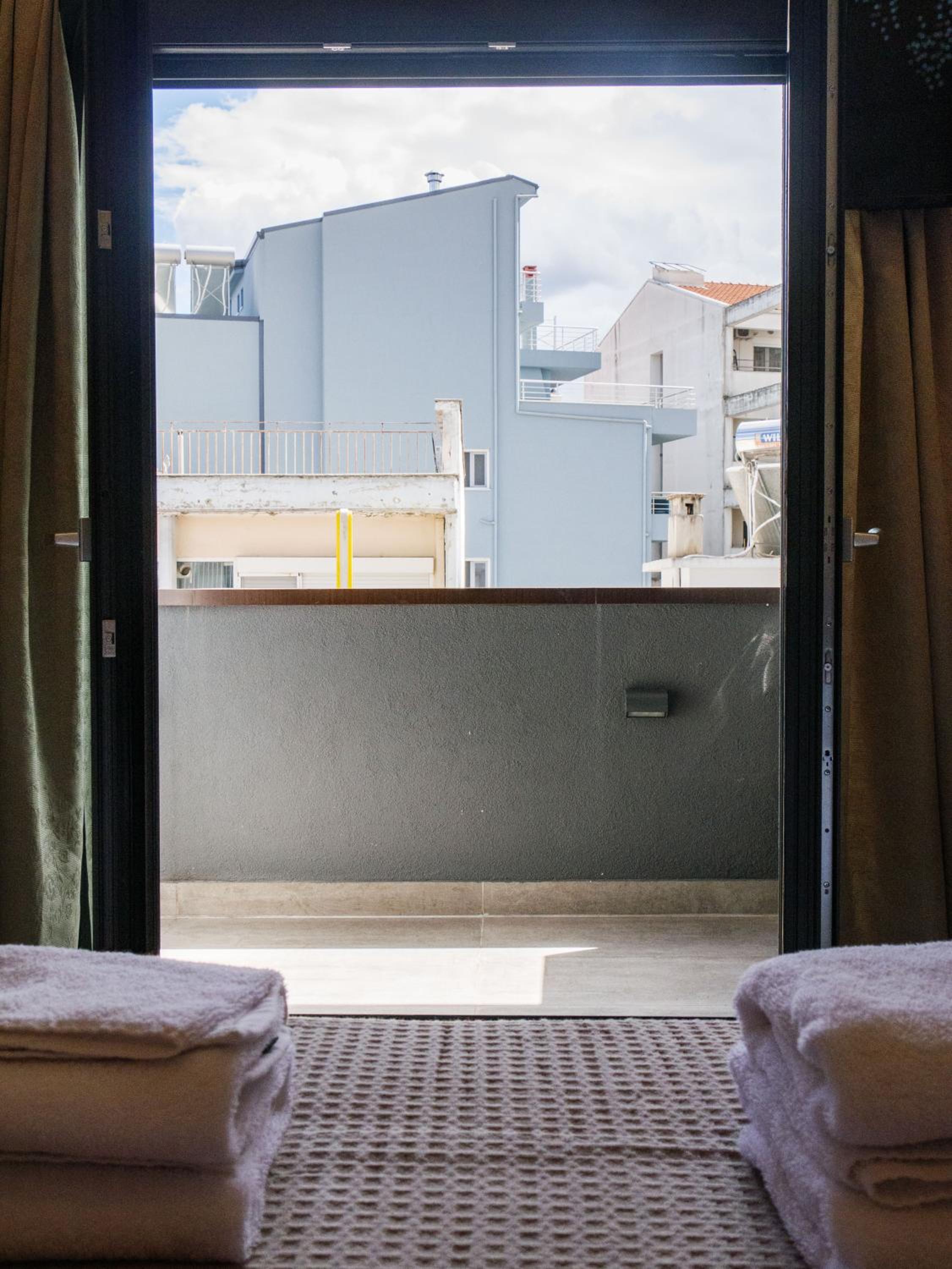 illys central apartments