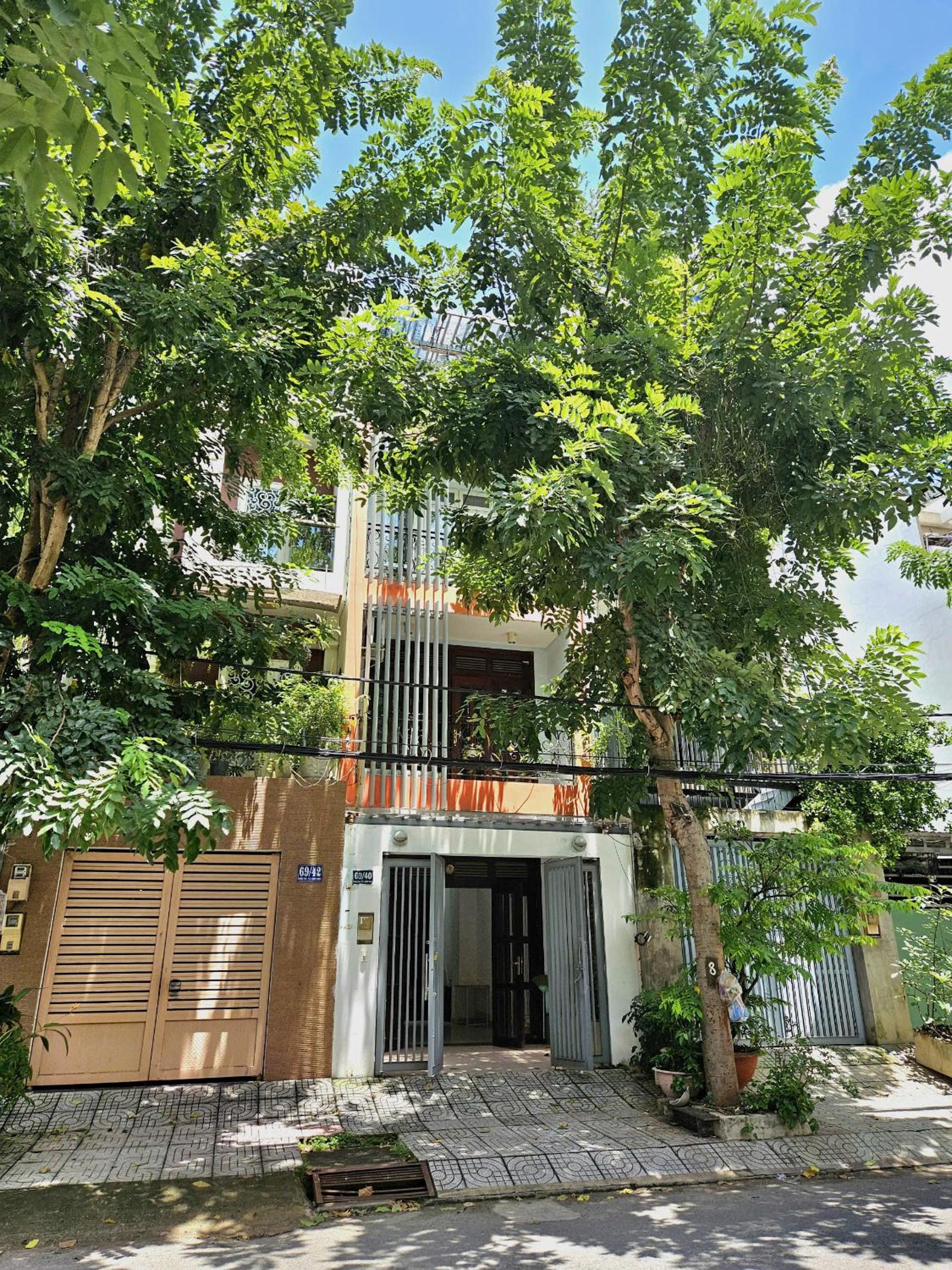 Sam'sHouse
