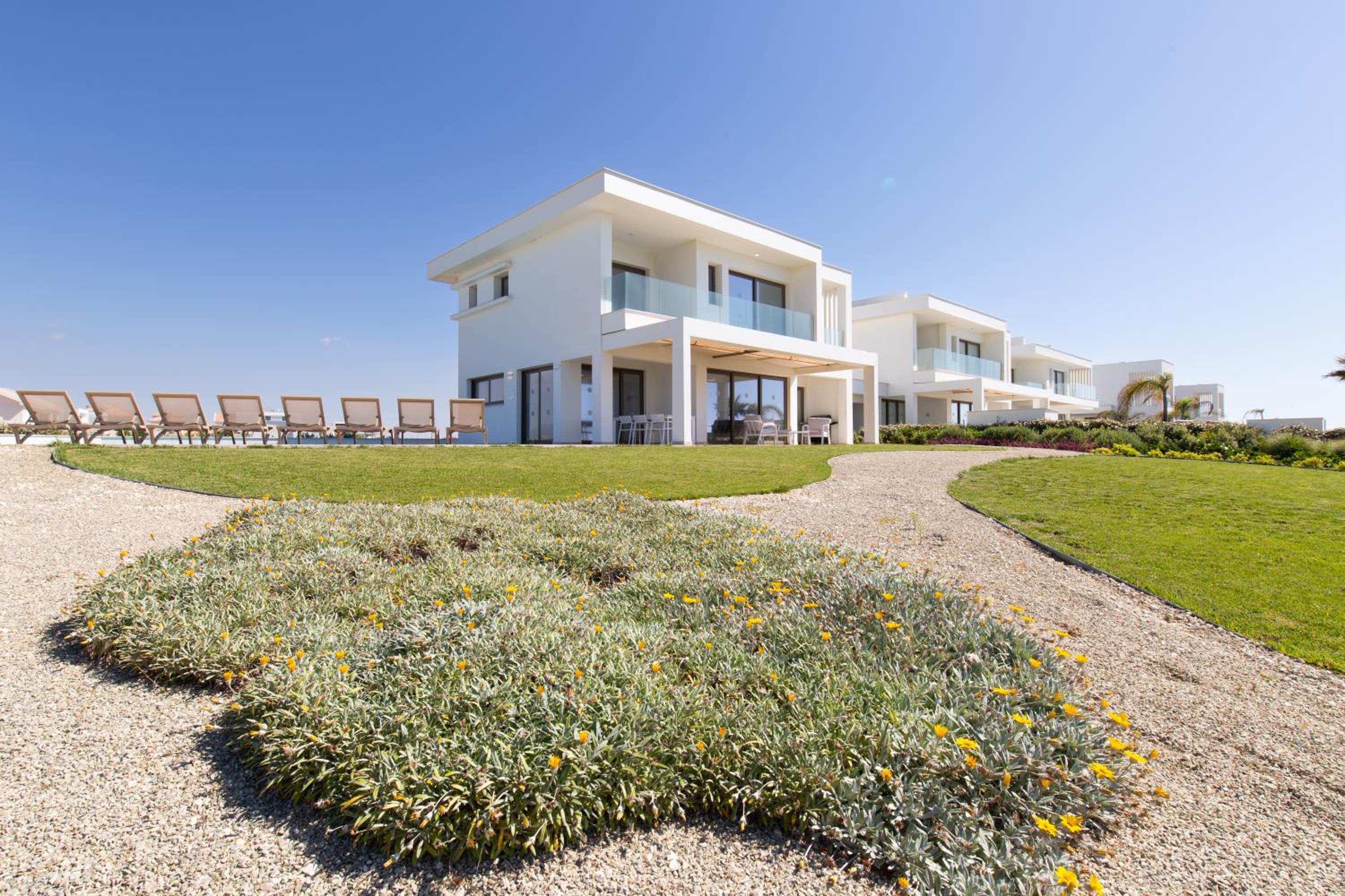 Serenity Waves Villa 1