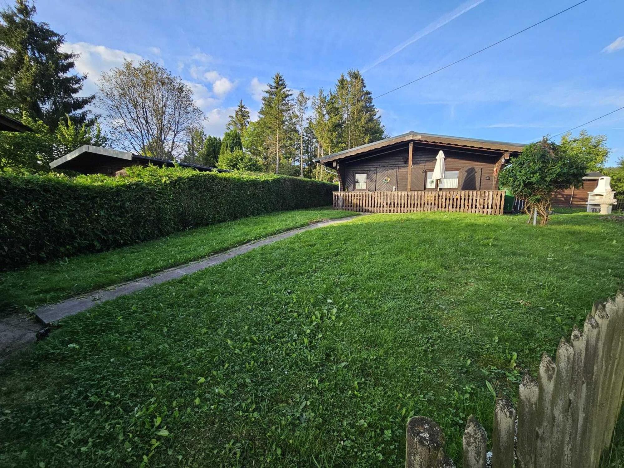 Ferienhaus Waldgefluester