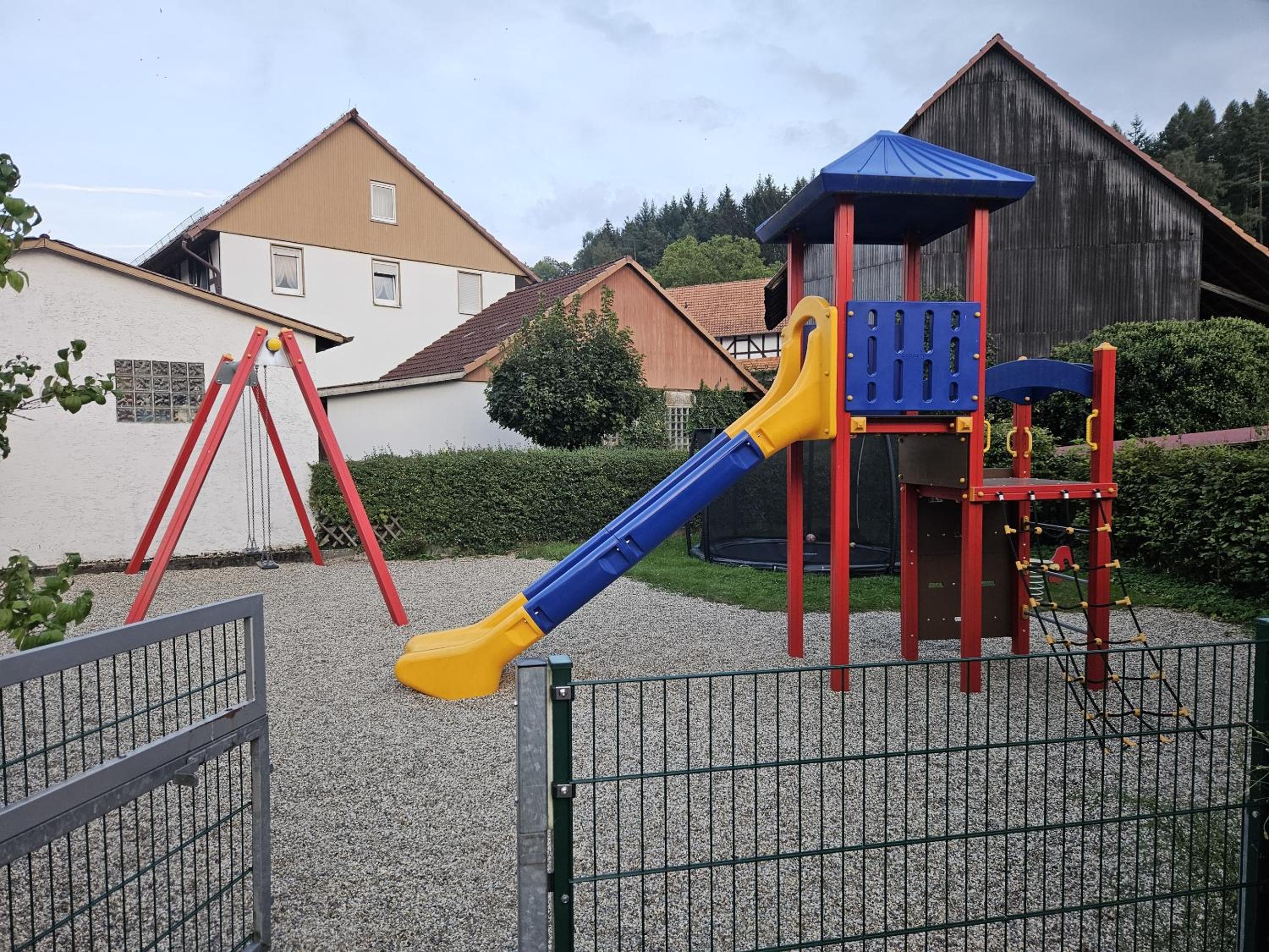 Ferienhaus Waldgefluester