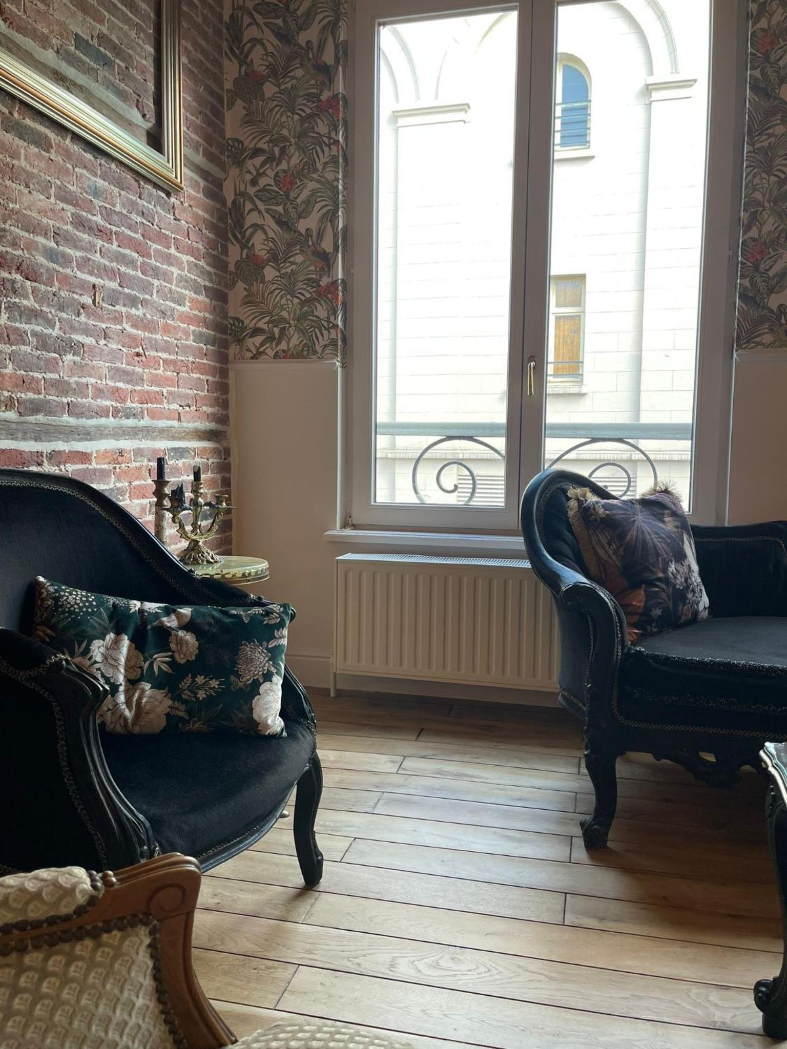La Petite Foret Art Deco Apartment in Brussels