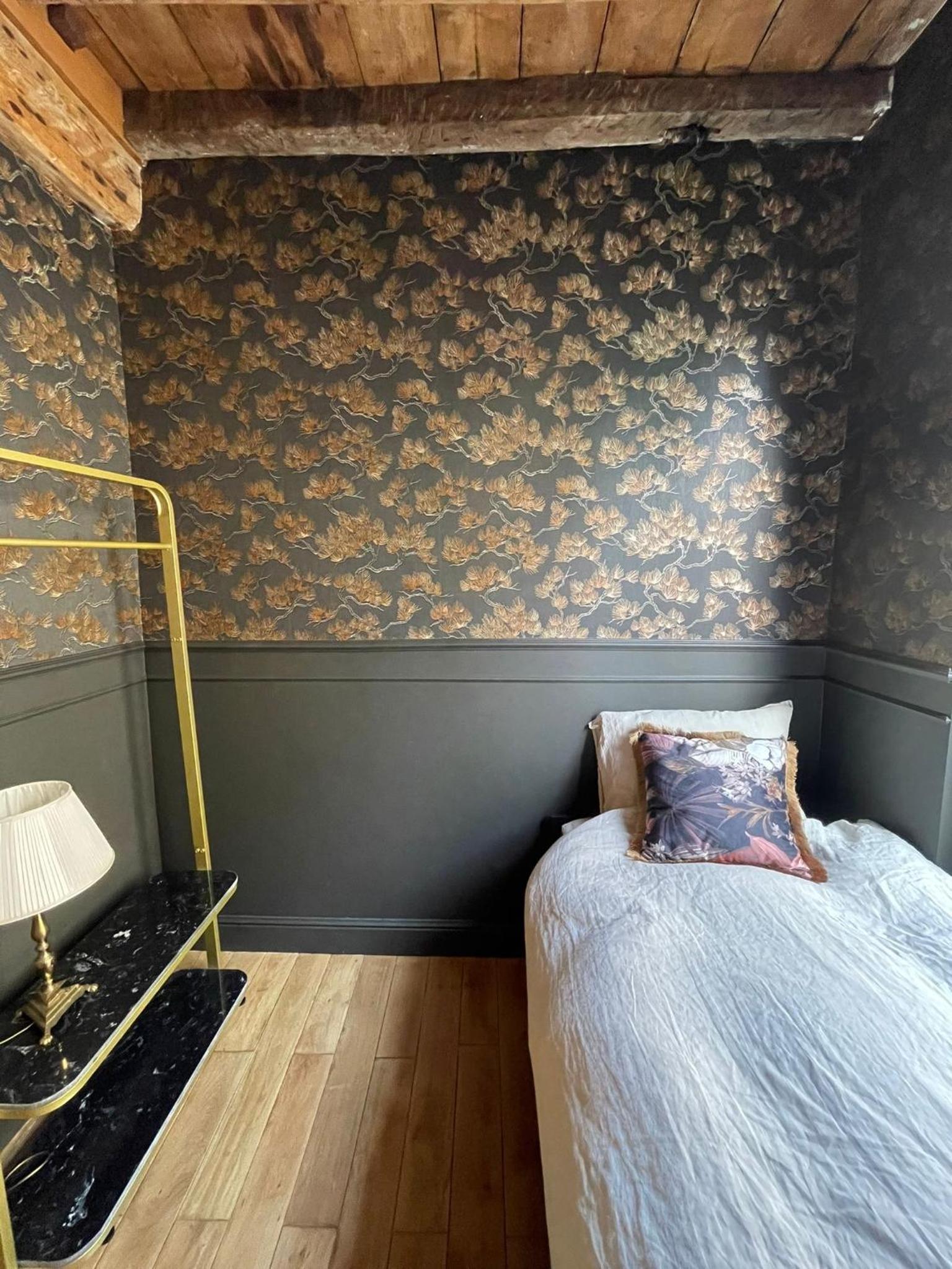 La Petite Foret Art Deco Apartment in Brussels