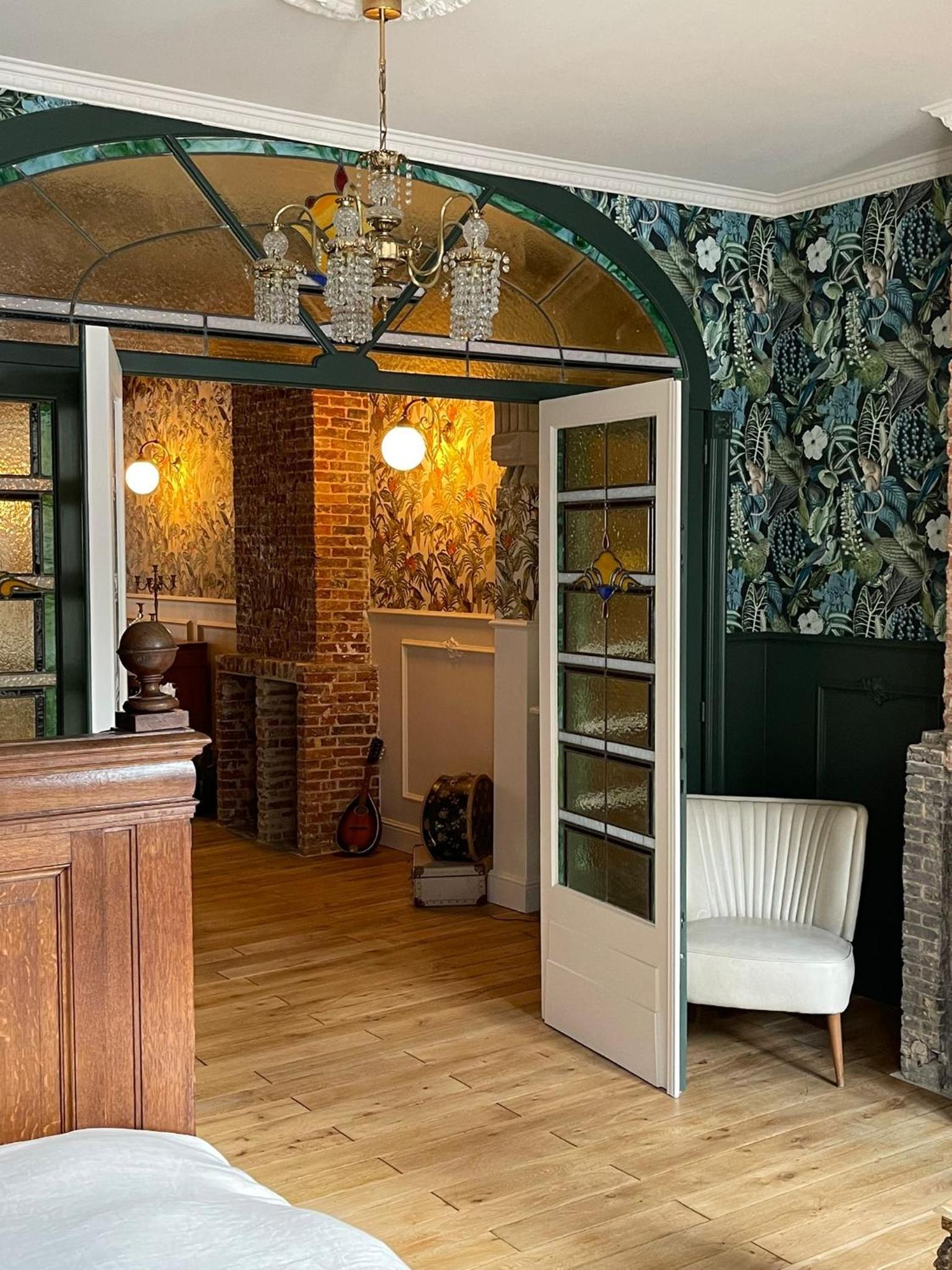 La Petite Foret Art Deco Apartment in Brussels