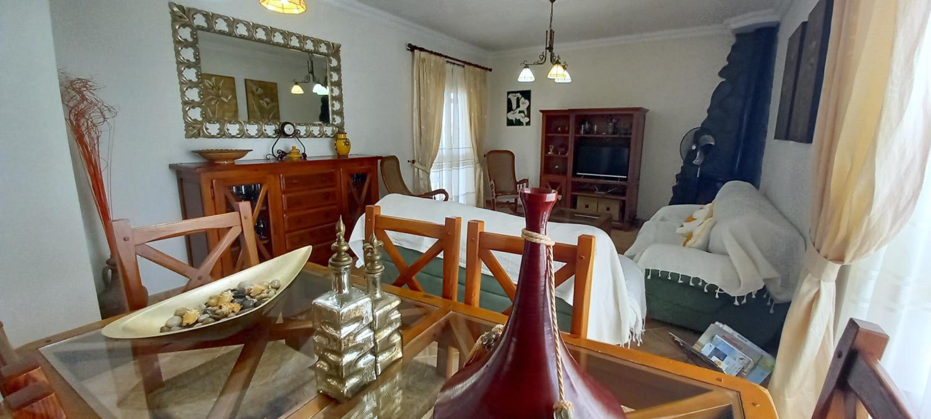Chalet con piscina privada casa Pepa