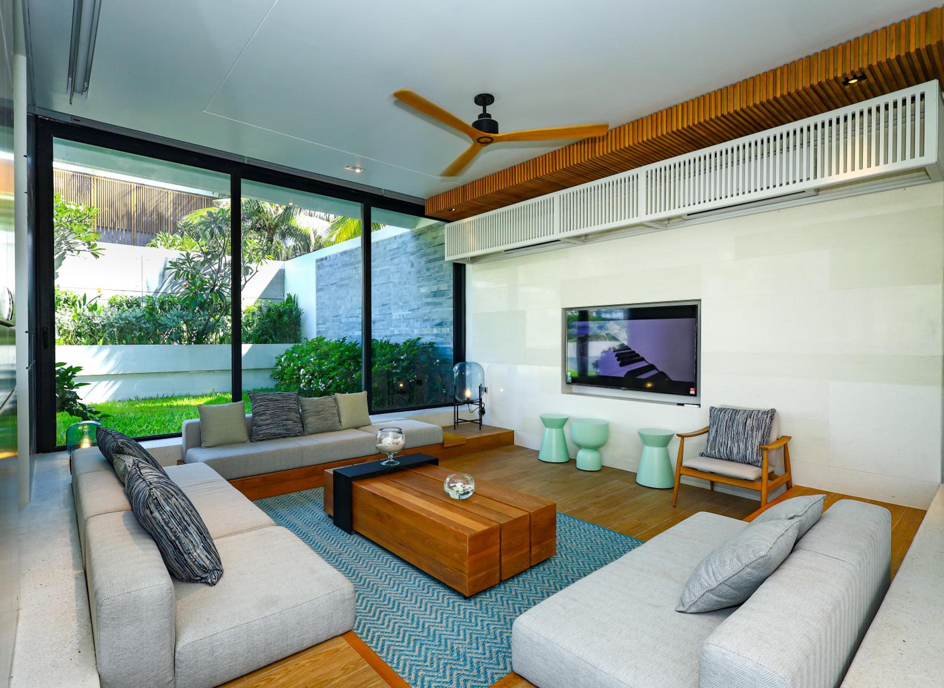 Sailing Pool Villas & Resort Phu Quoc