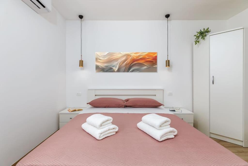 Skyline Apartment