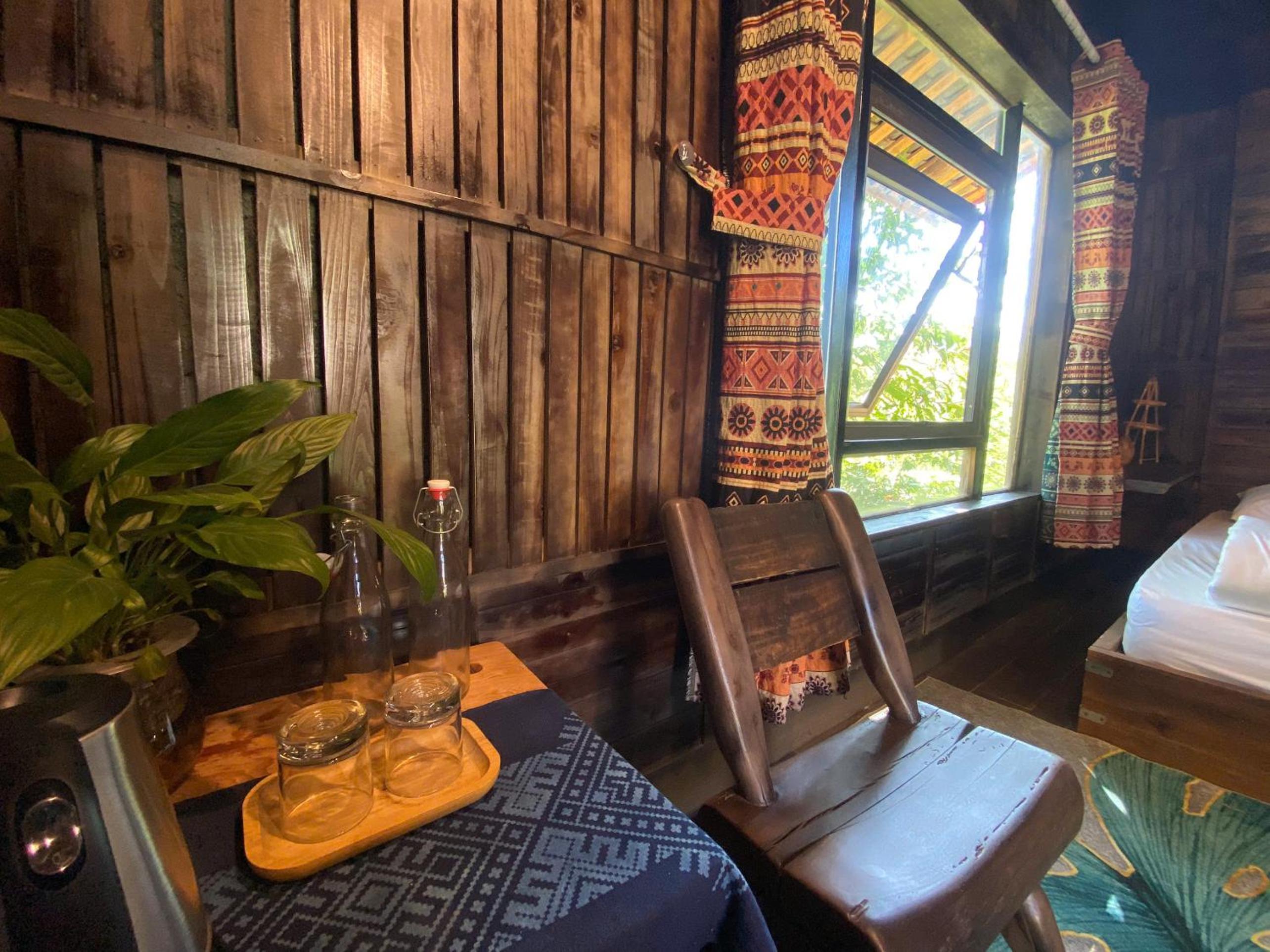 Ha Giang Xanh Retreat - Private Motorbike, SUV, Jeep Tour & Motorbike Rental view 2