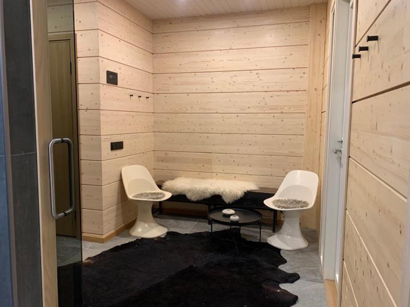 Satu Cabin