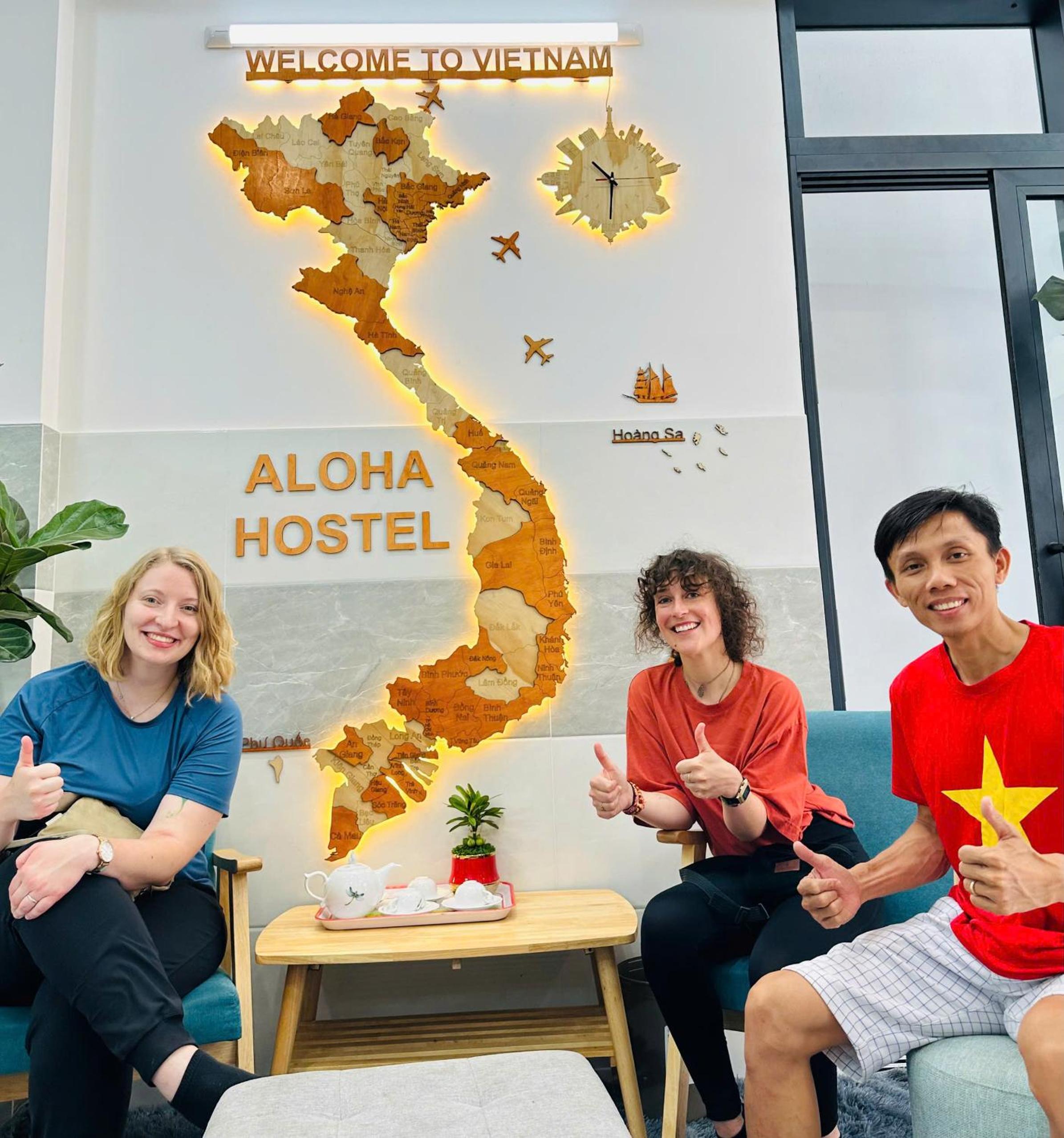 ALOHA SAIGON PREMIUM HOSTEL by Local Travel Experts - Newly opened, Less-touristy location, Spacious rooms, Glass shower bathroom, Free breakfast & Walking