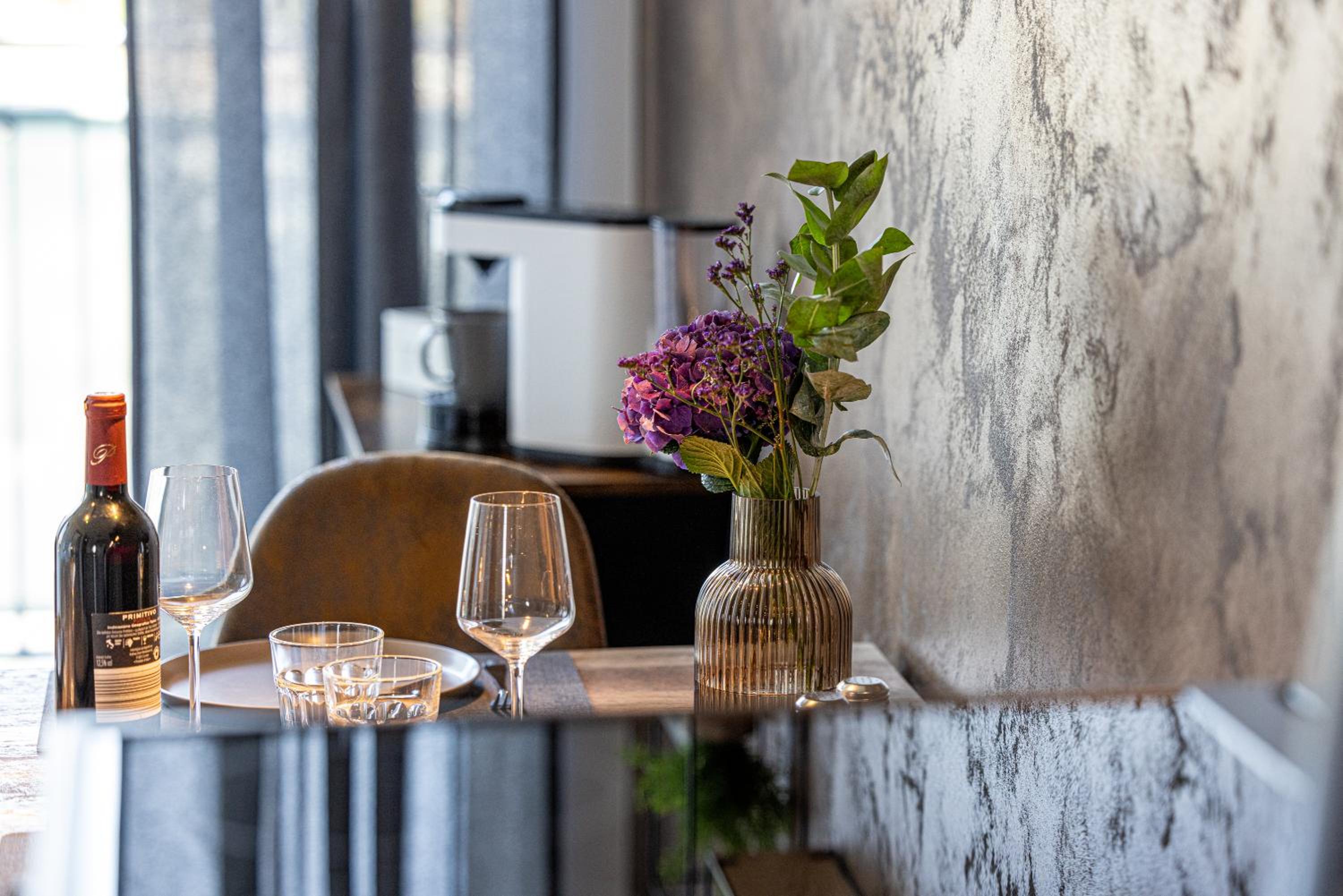 Hygge Homes - Cube Apartment