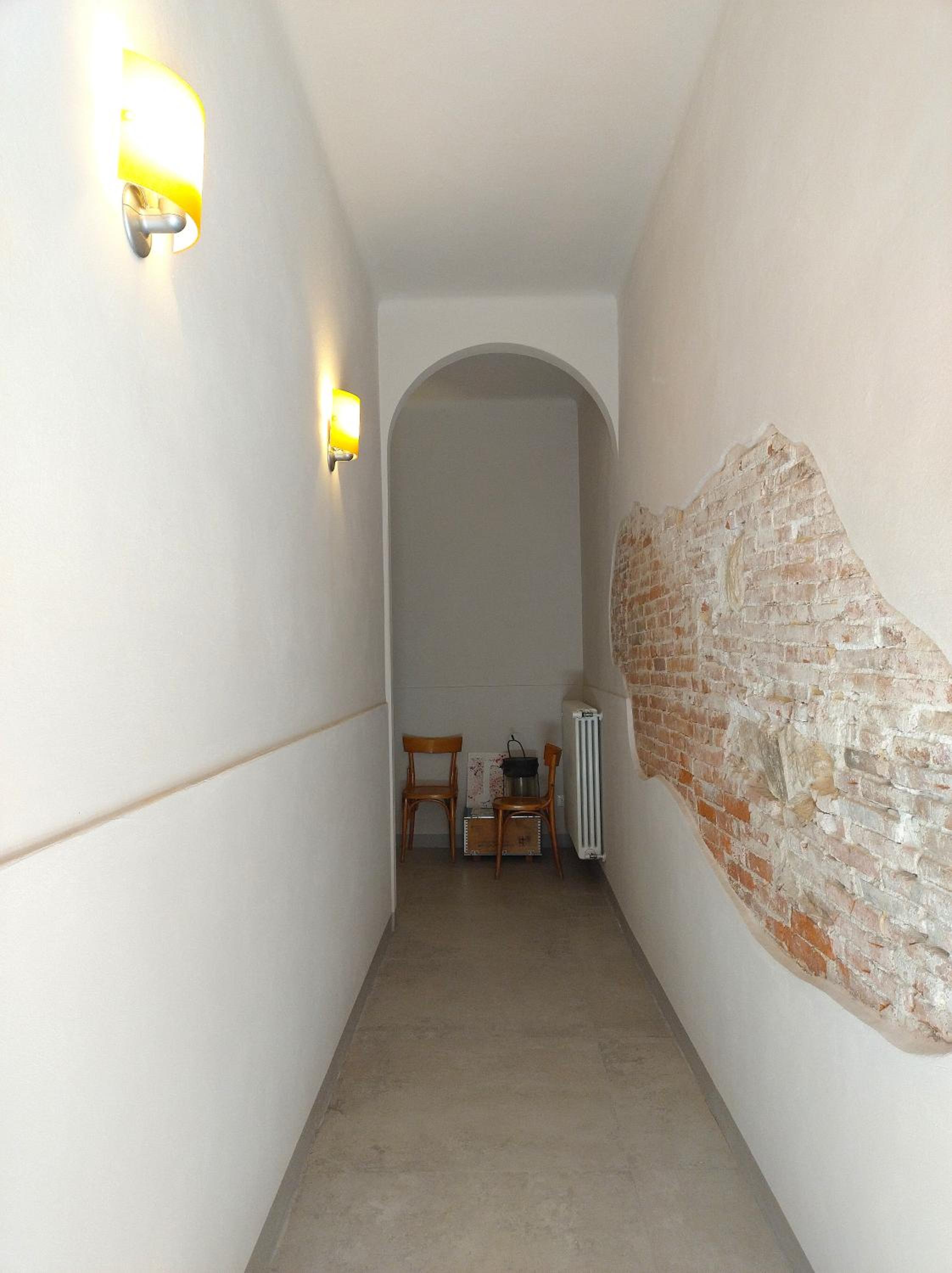 Photo 34