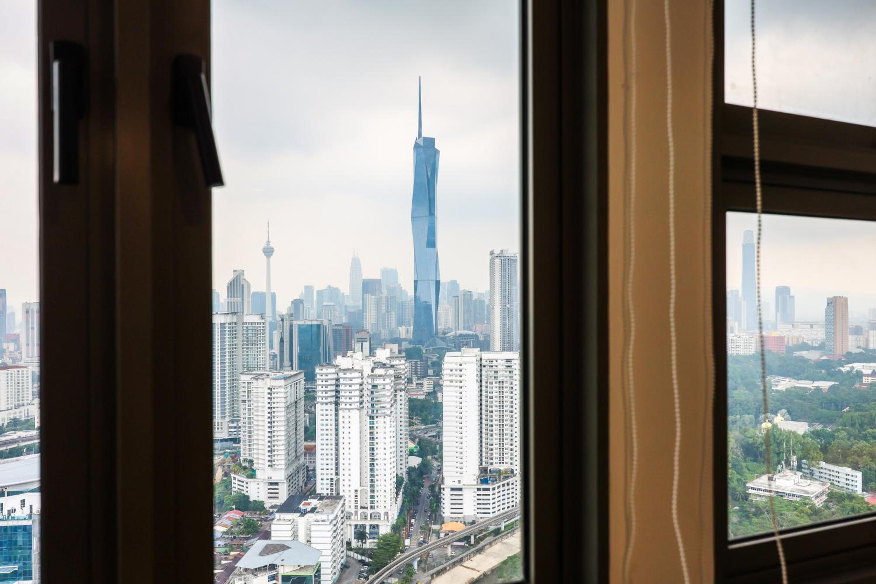 Infinity SkyPool - KL Suite KL Sentral Brickfield by GoMain