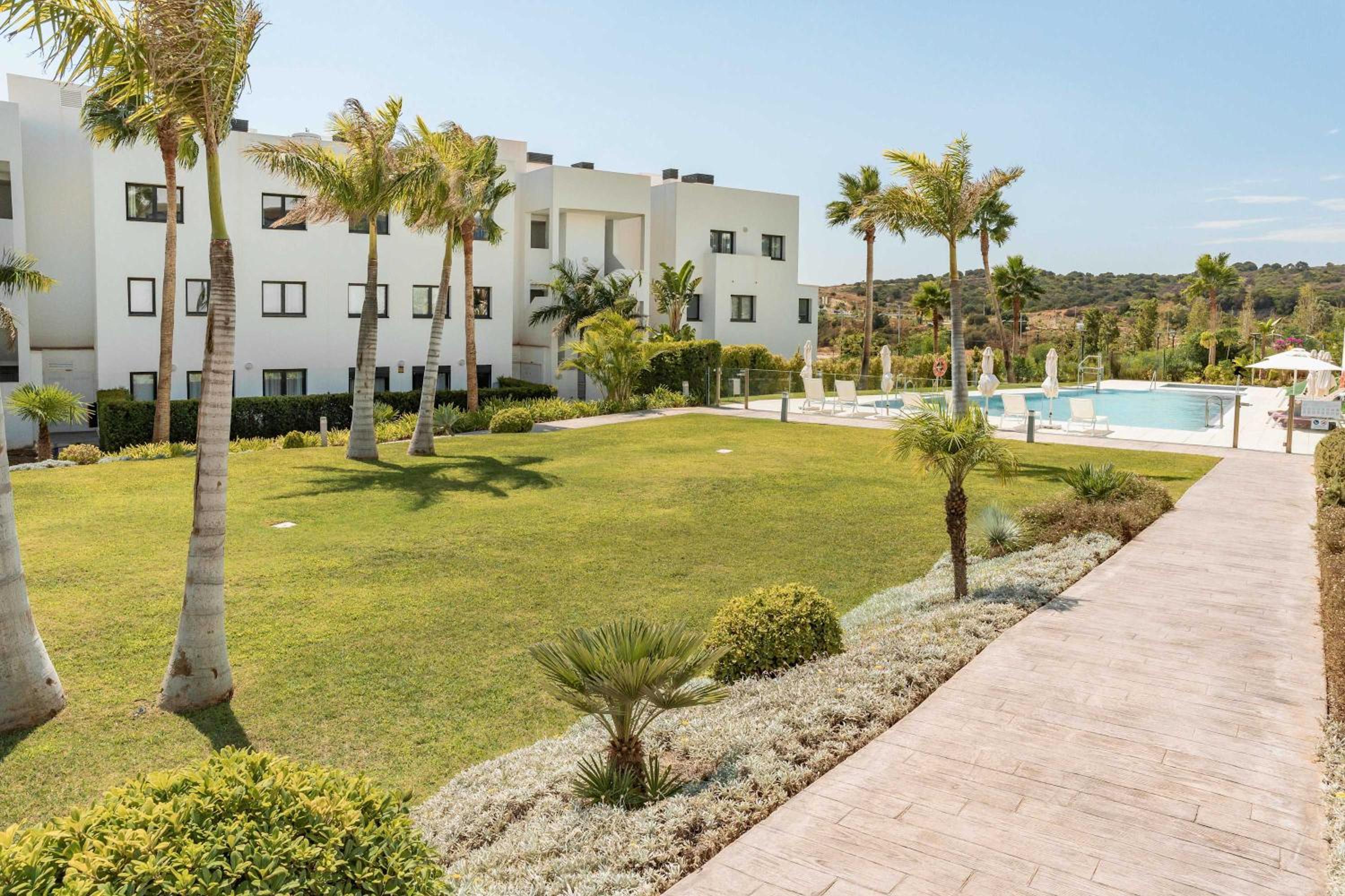 Las Olas Luxurious Retreat Estepona
