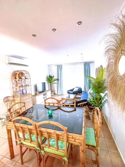 Apartamento Primera Línea Marines Racons, Les Deveses, Denia