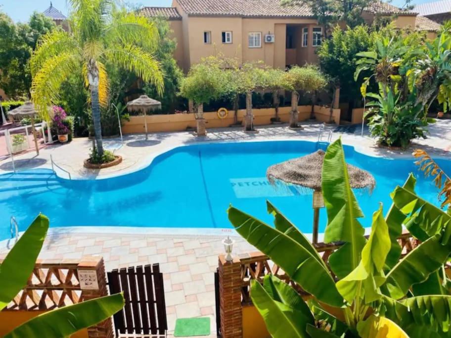 Oasis Golf Apartment
