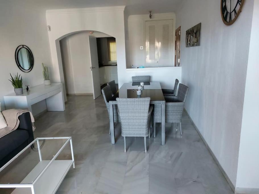 Oasis Golf Apartment