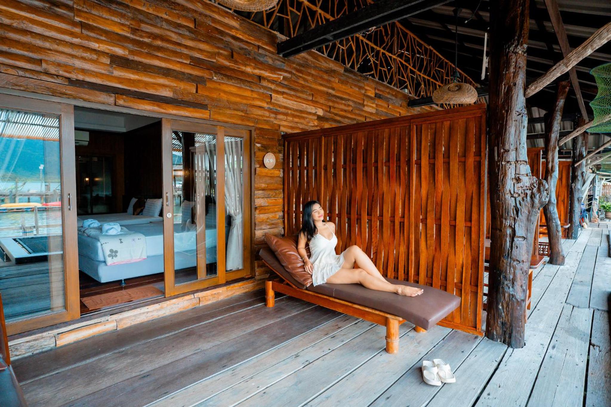 Salakphet Resort