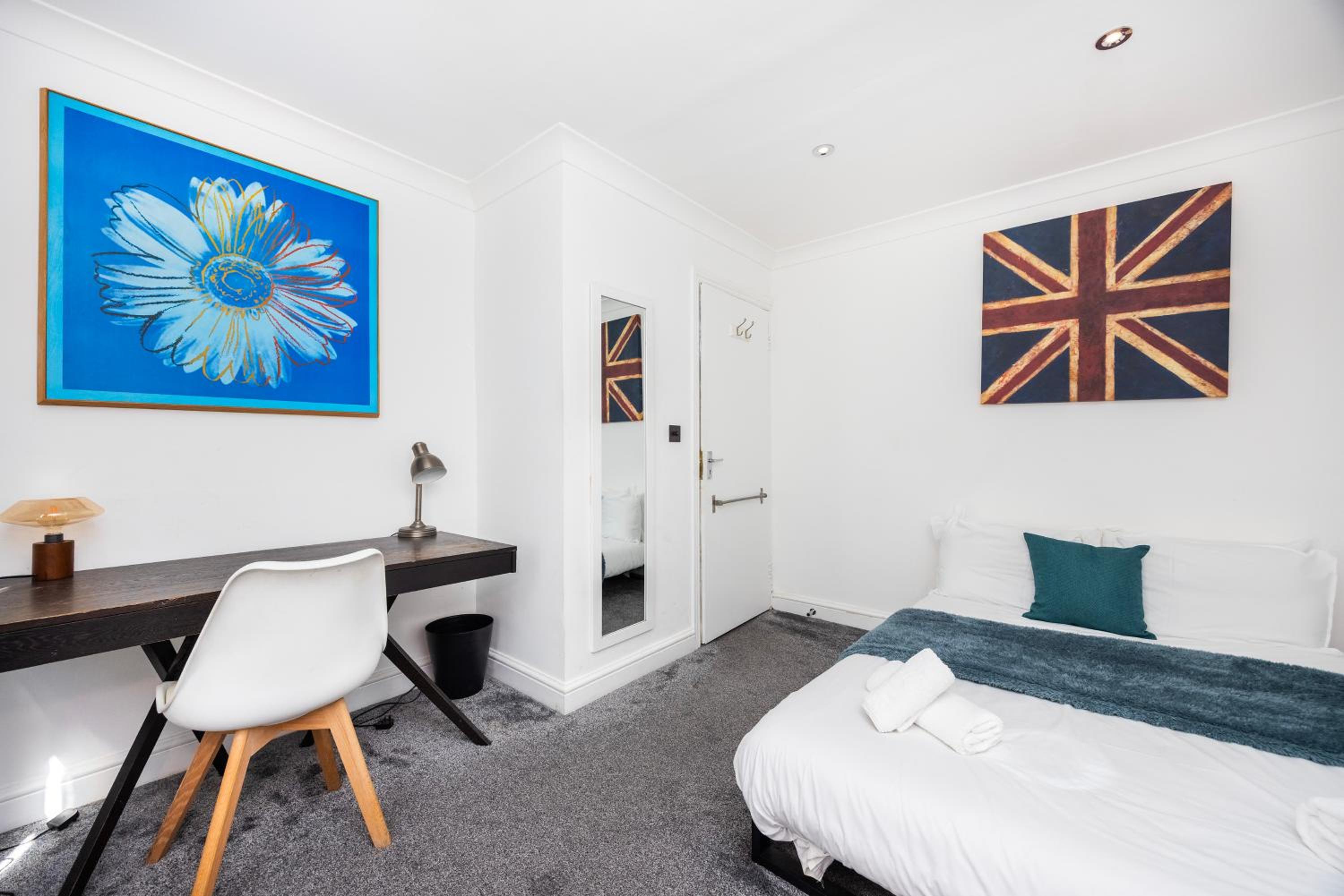 Parfett Apartments Near Whitechapel Station