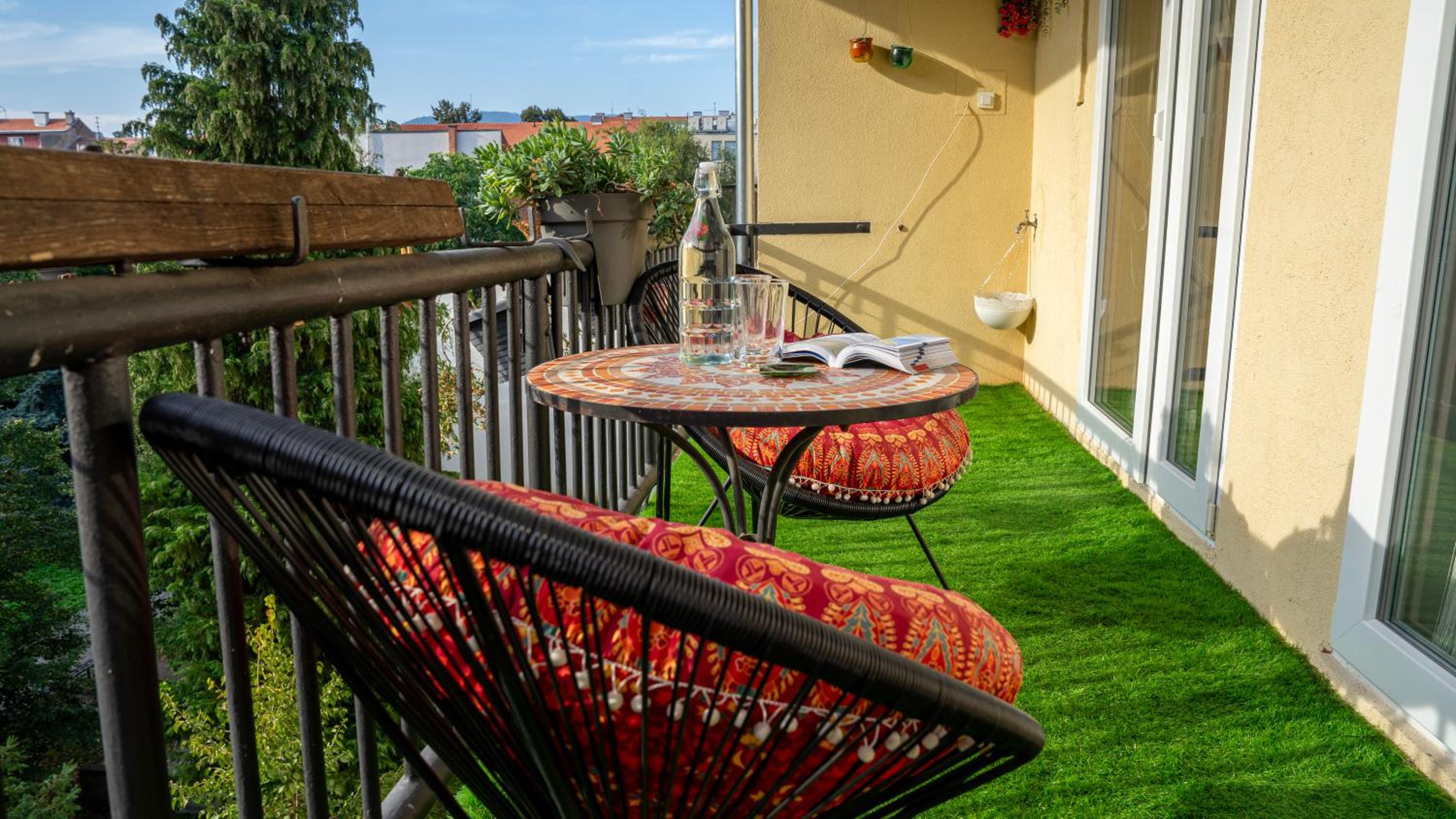 balance & terrace