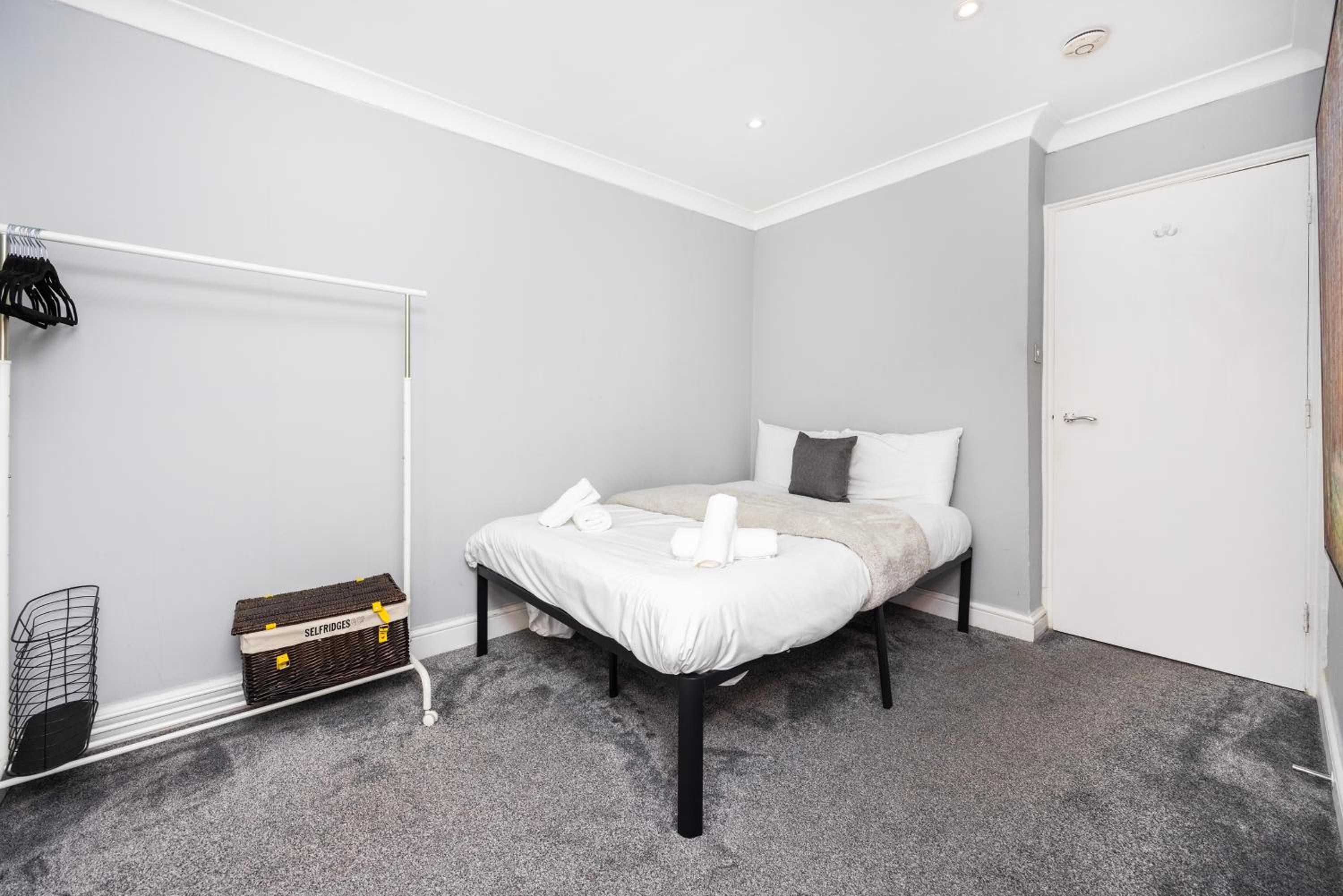 Parfett Apartments Near Whitechapel Station