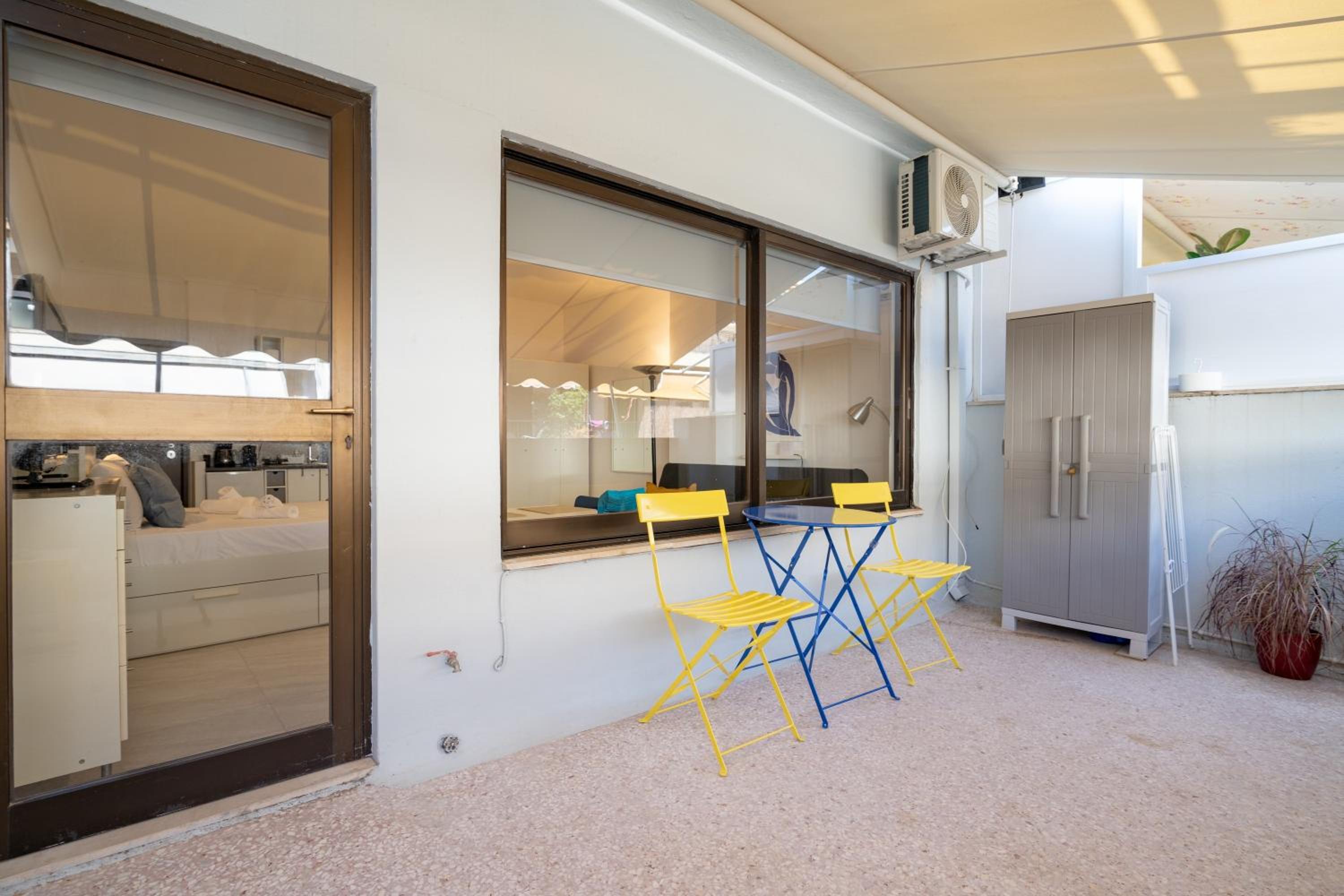 Stylish studio for 2 in Abelokipi by MPS