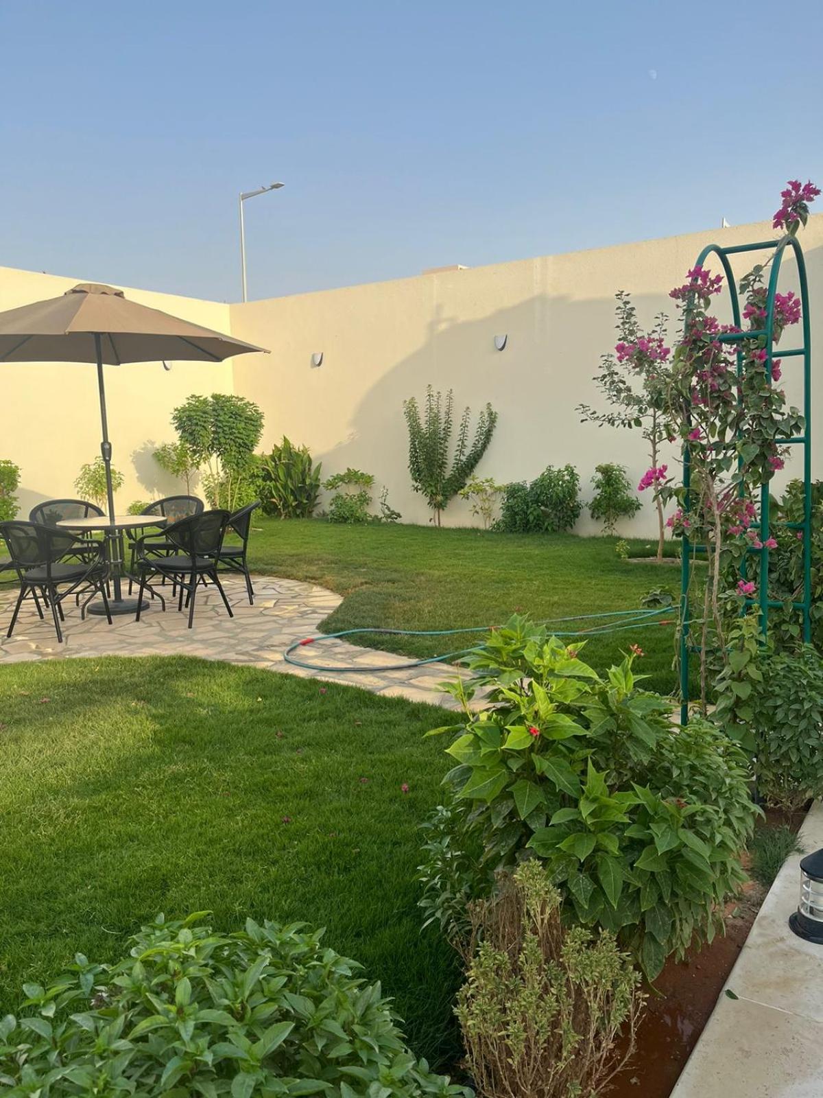 Alfarooq Palm Chalet