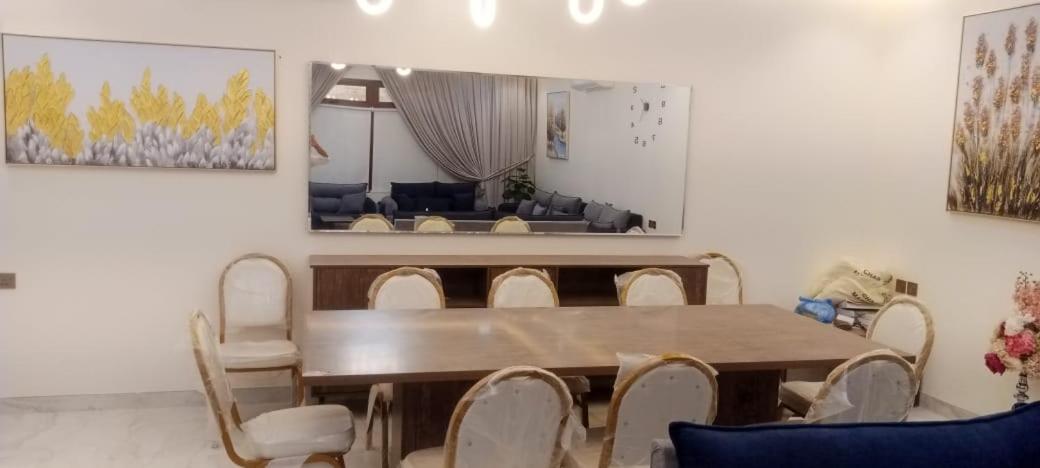 Alfarooq Palm Chalet