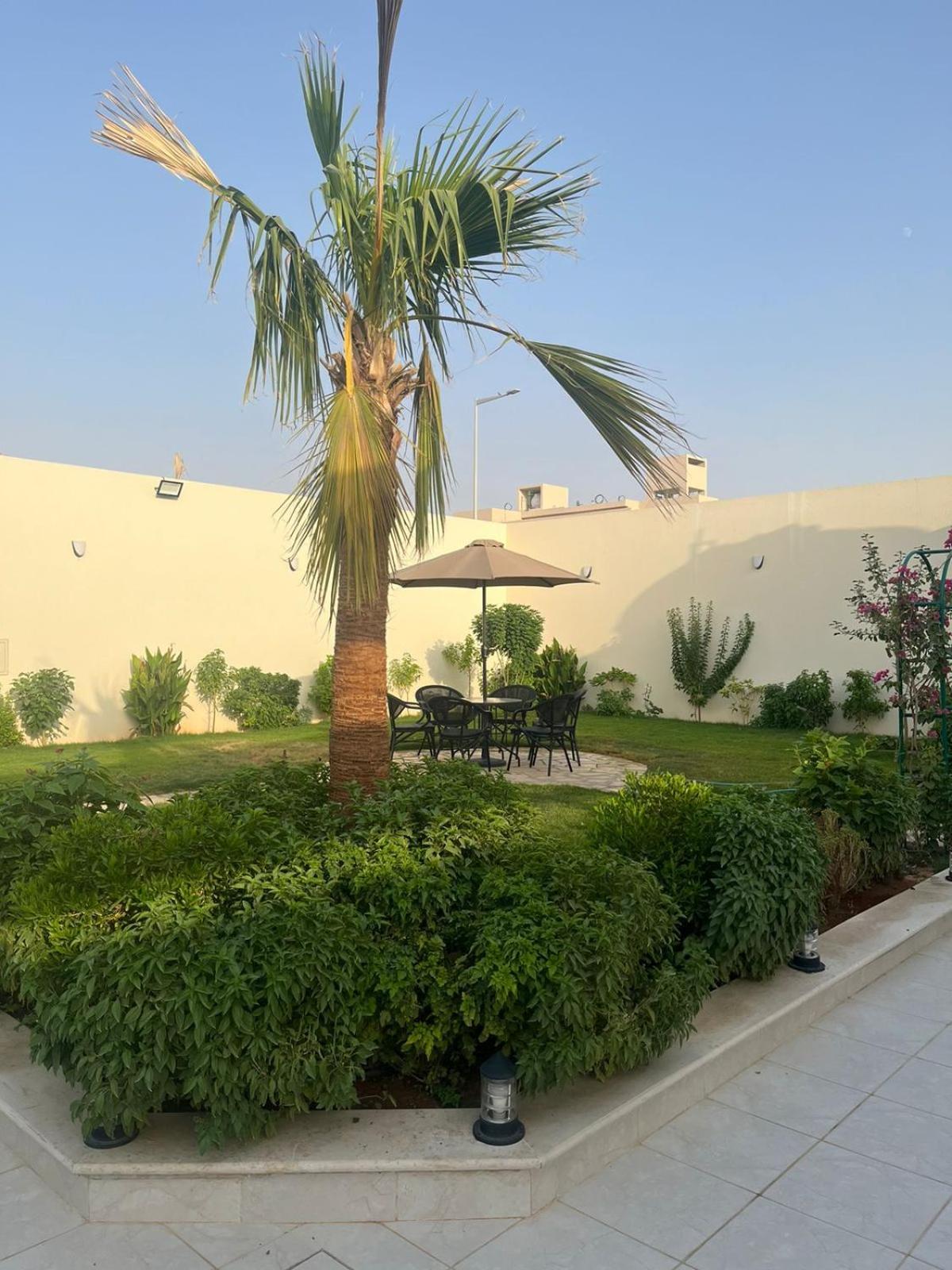 Alfarooq Palm Chalet