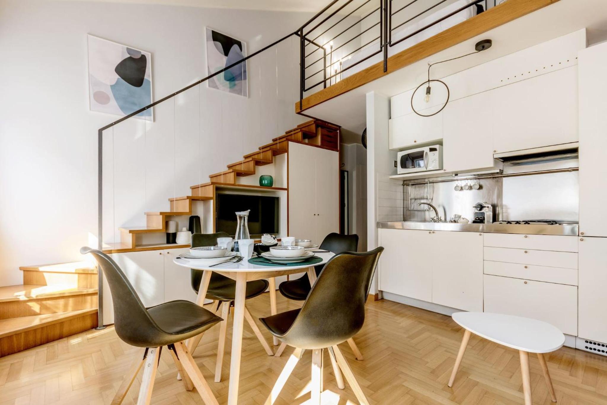 Brera district bright & elegant apartments by Rentopolis