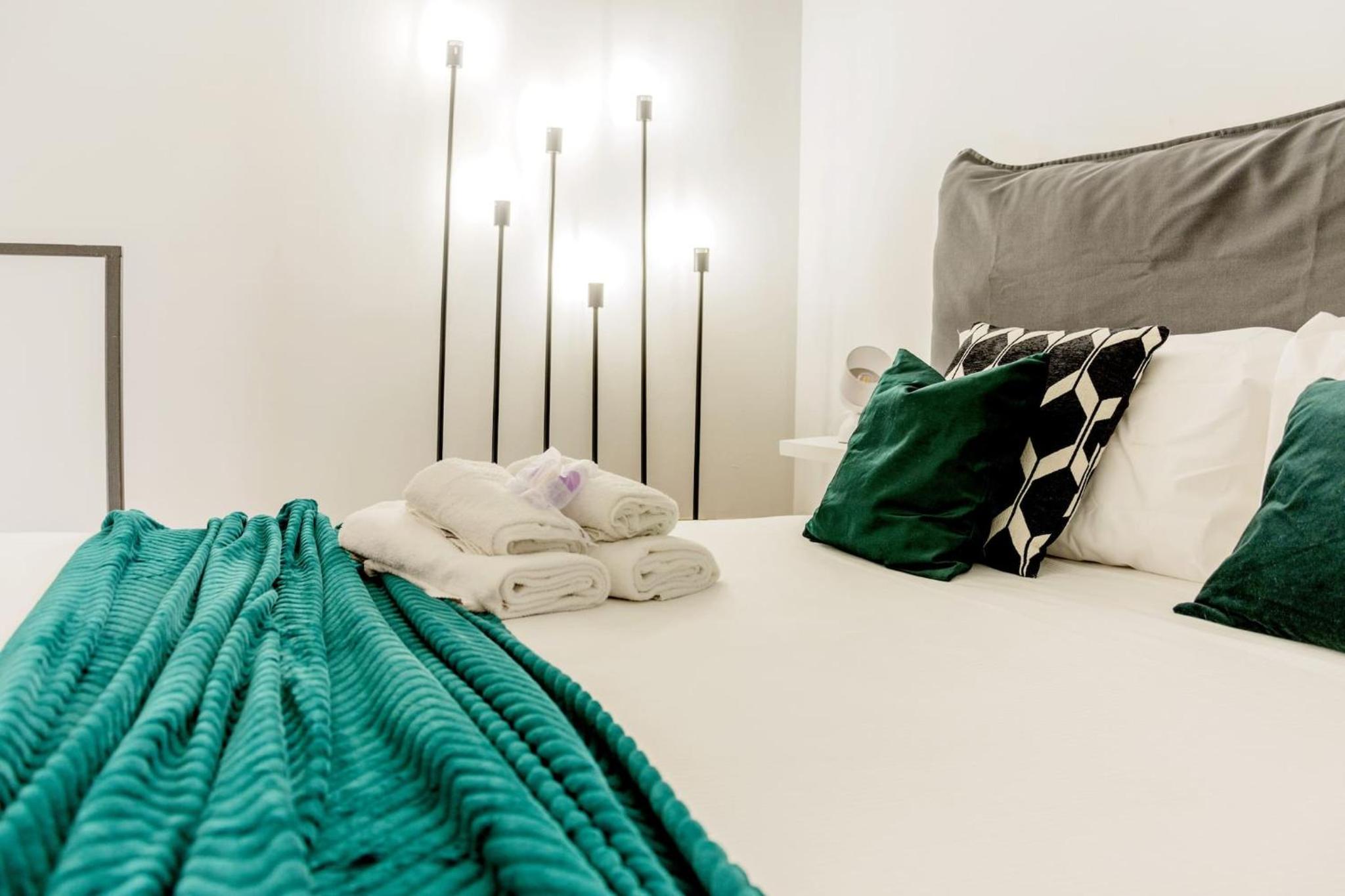 Brera district bright & elegant apartments by Rentopolis
