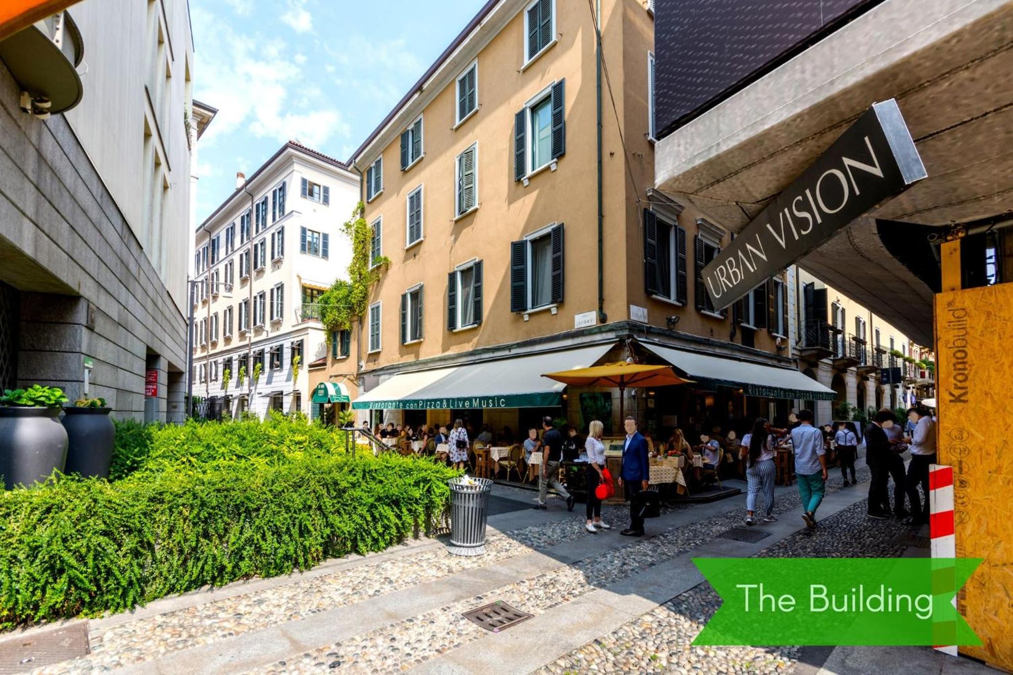 Brera district bright & elegant apartments by Rentopolis