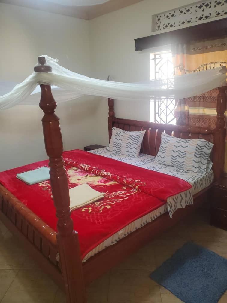 Vibez Homestay Entebbe Bunono