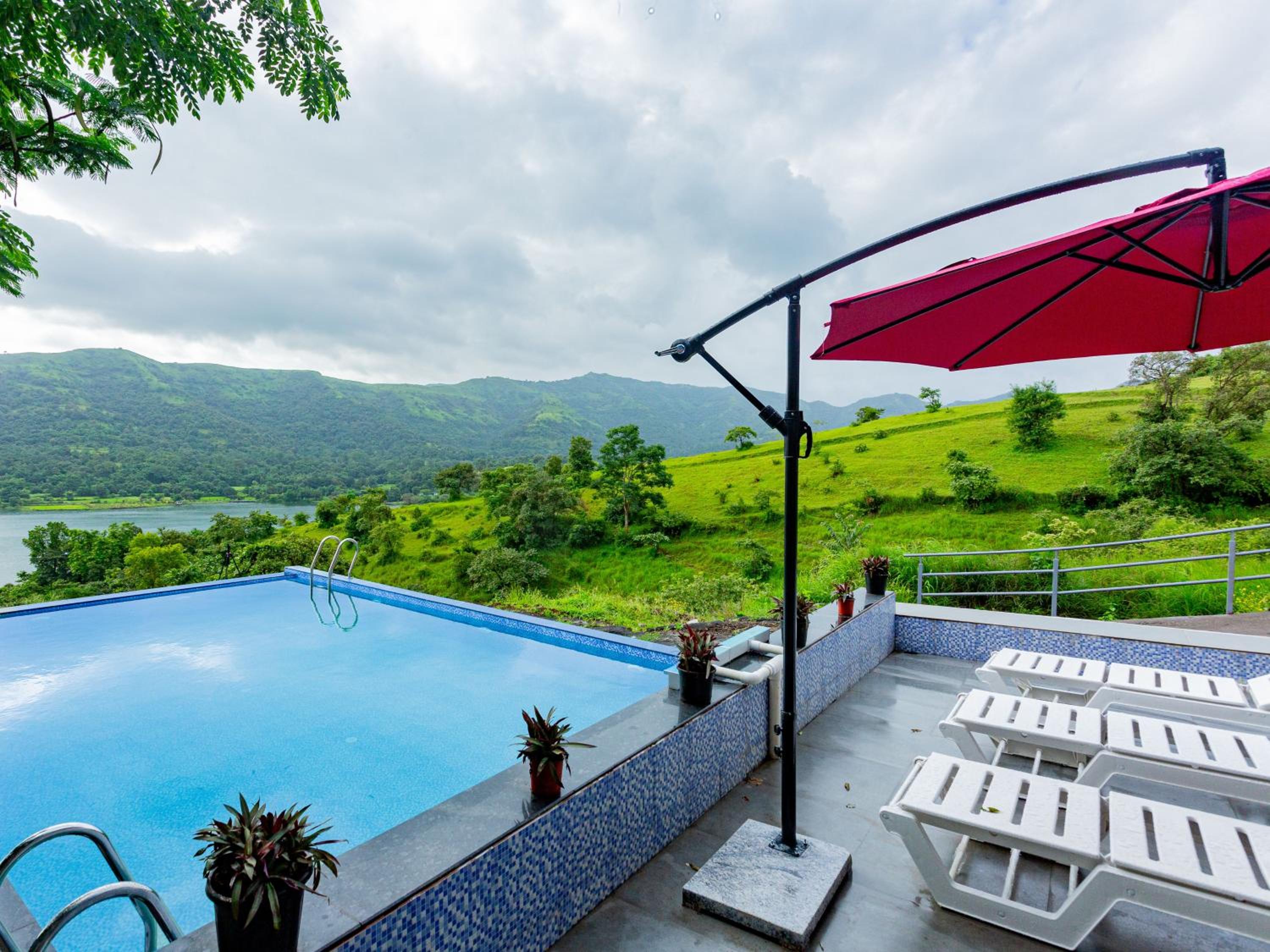 The Hosteller Panshet