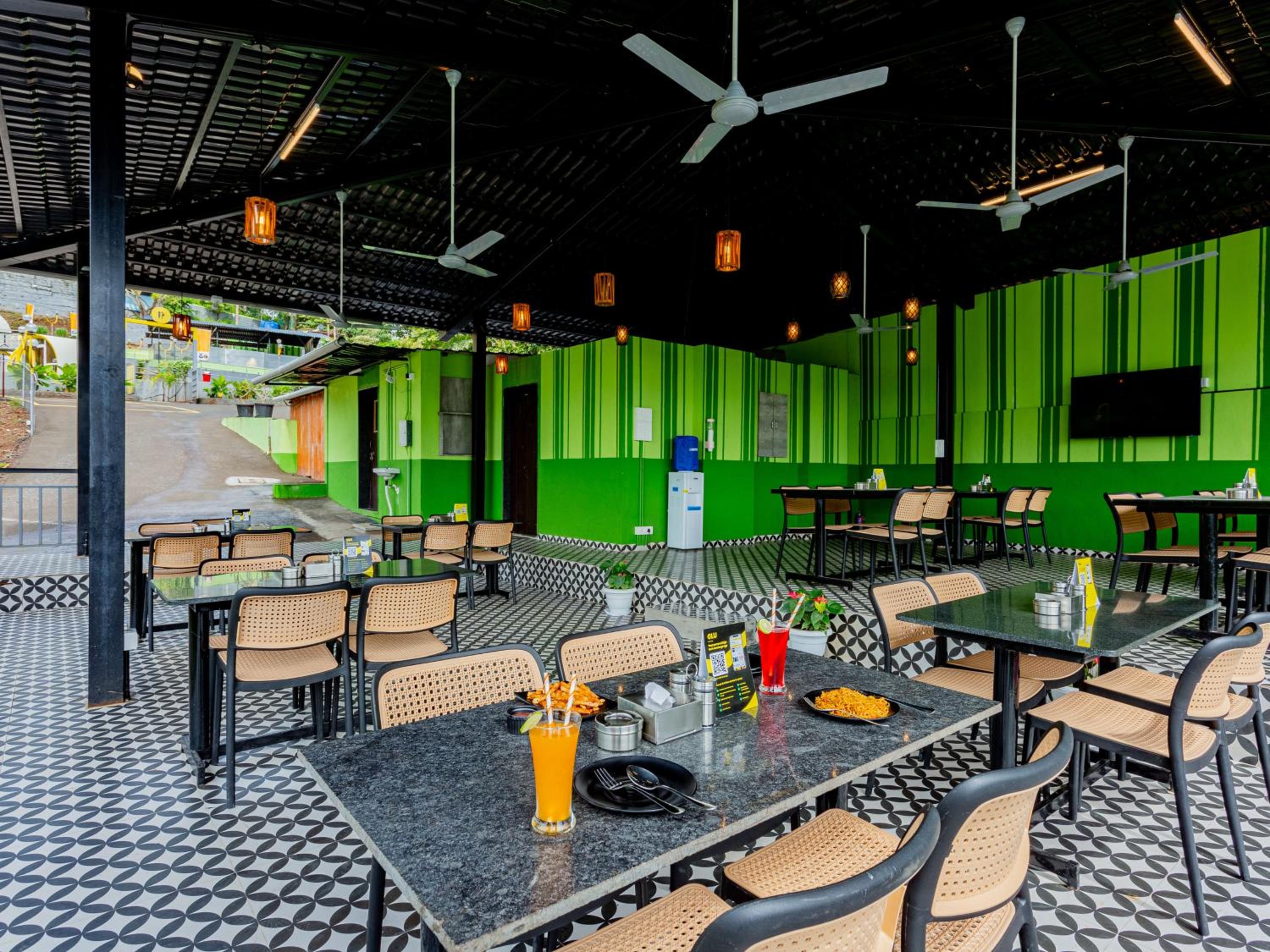 The Hosteller Panshet