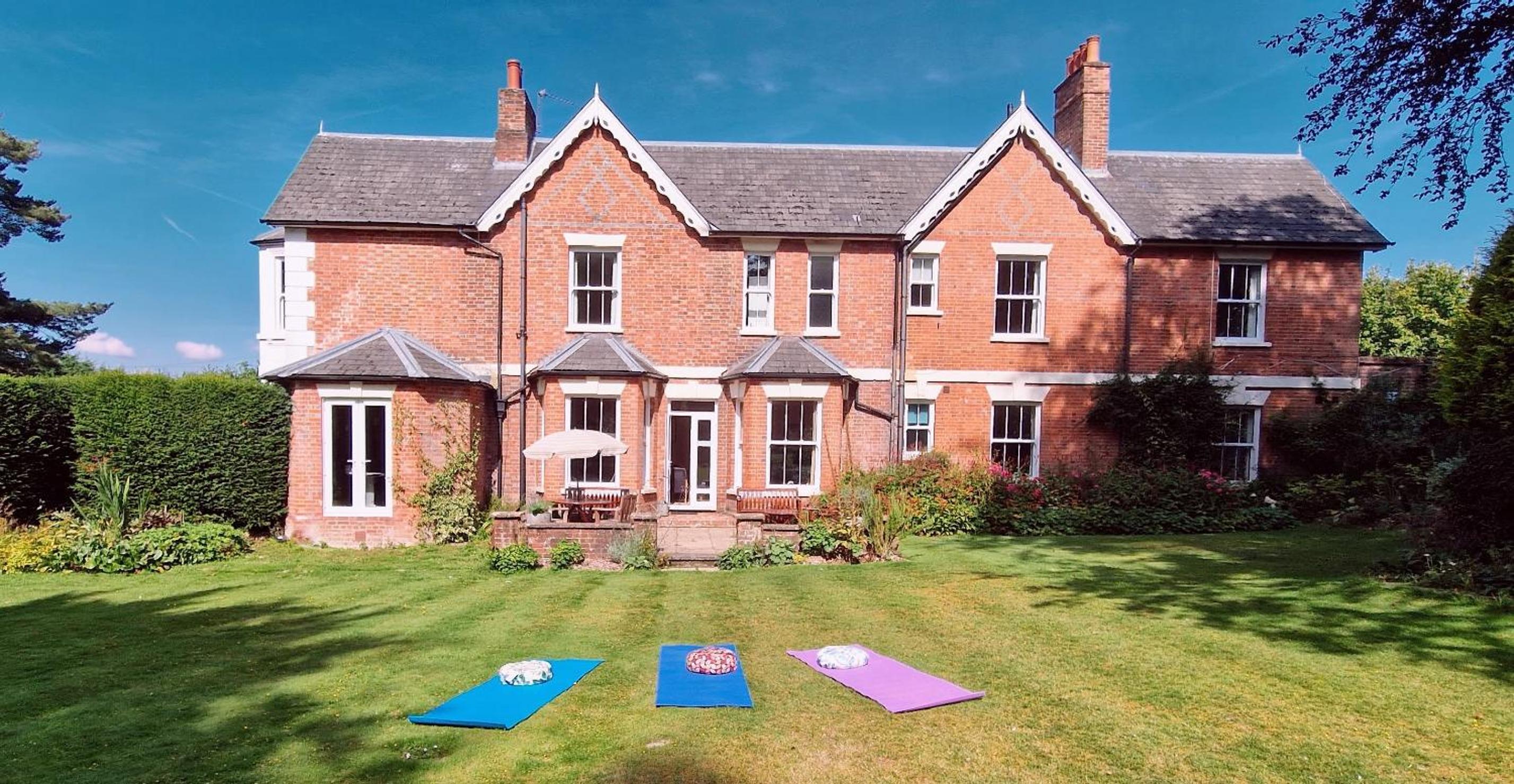 Claridge House Retreat Centre Including Vegetarian Or Vegan Breakfast