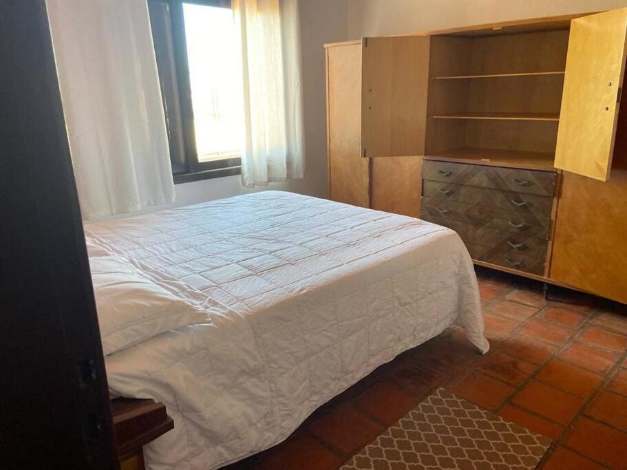 Casa com piscina a beira mar
