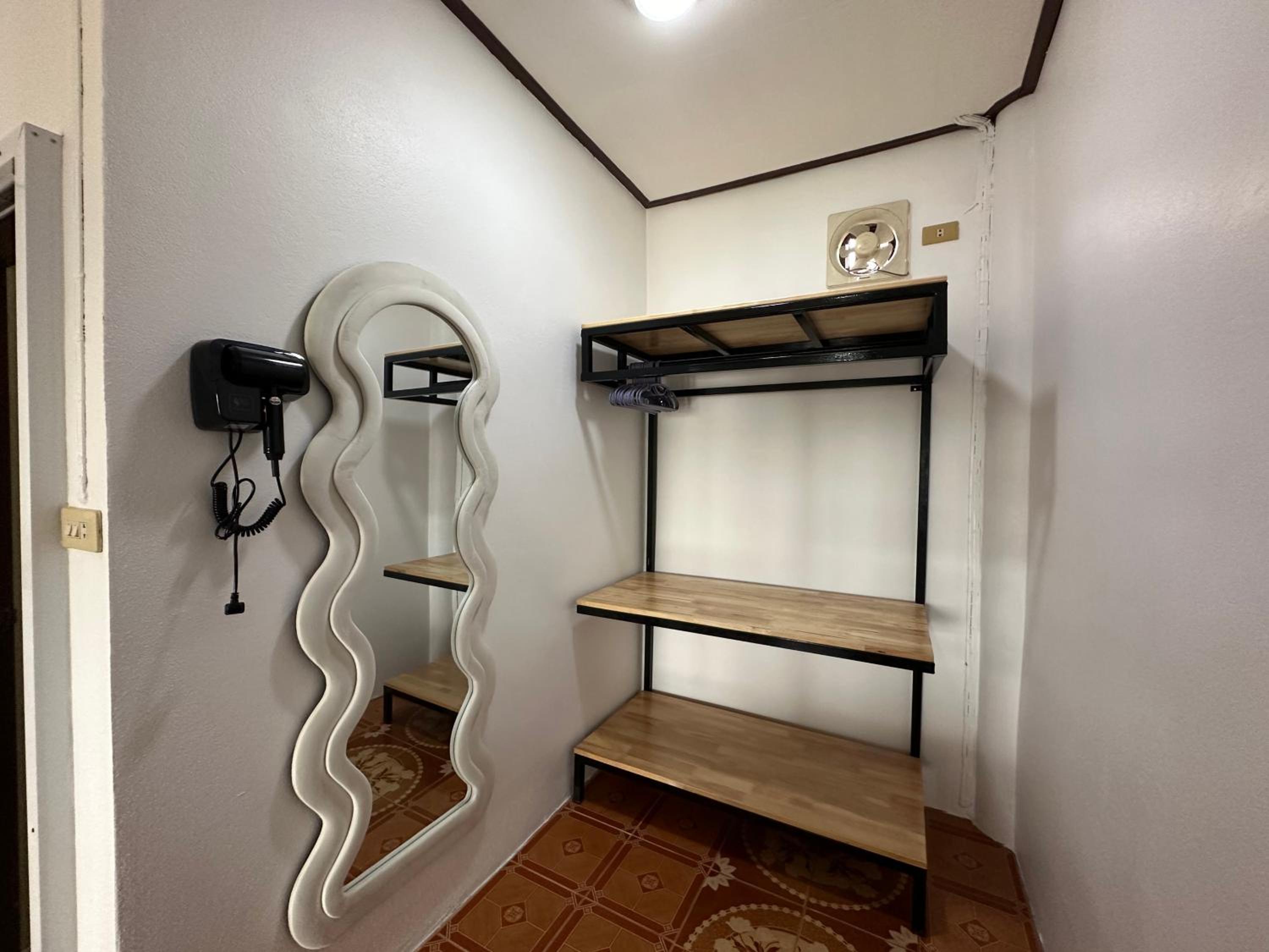 Lanta Garden Home