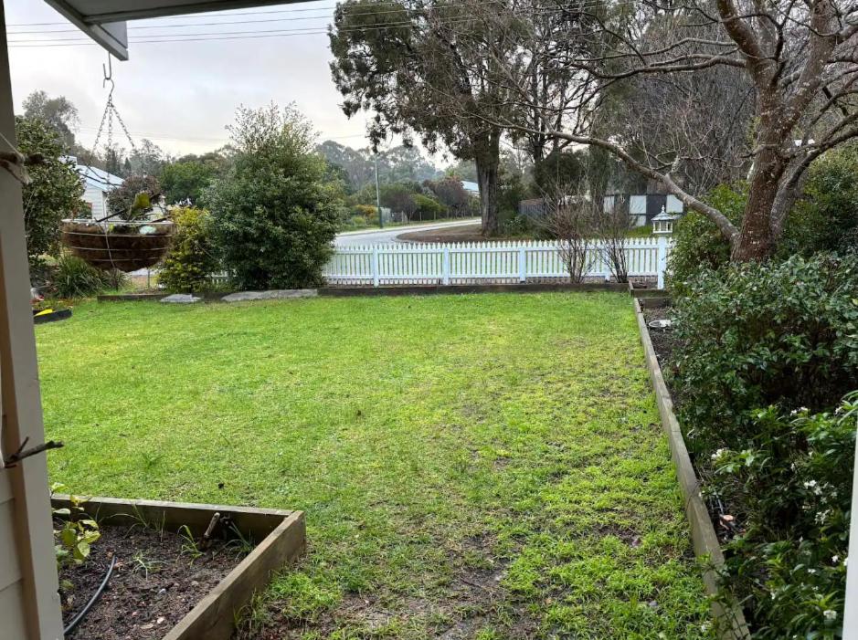 Jarrahdale Pet Friendly Retreat Cottage
