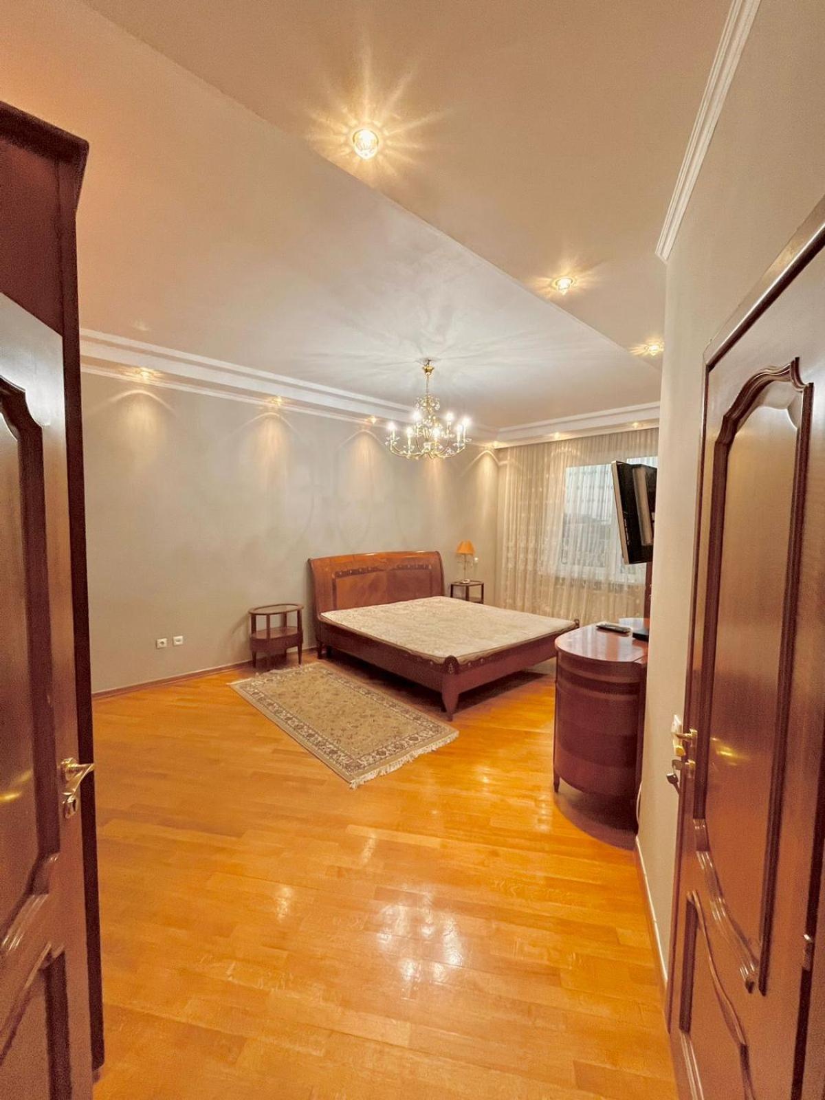 Big & Luxury House in Almaty City Centre with a perfect view of Central Stadium view 4